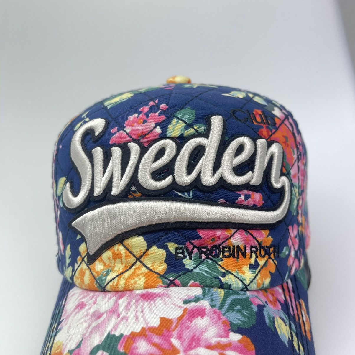 Robin Ruth Rare Full Print Flora Hat Size ONE SIZE - 4 Thumbnail