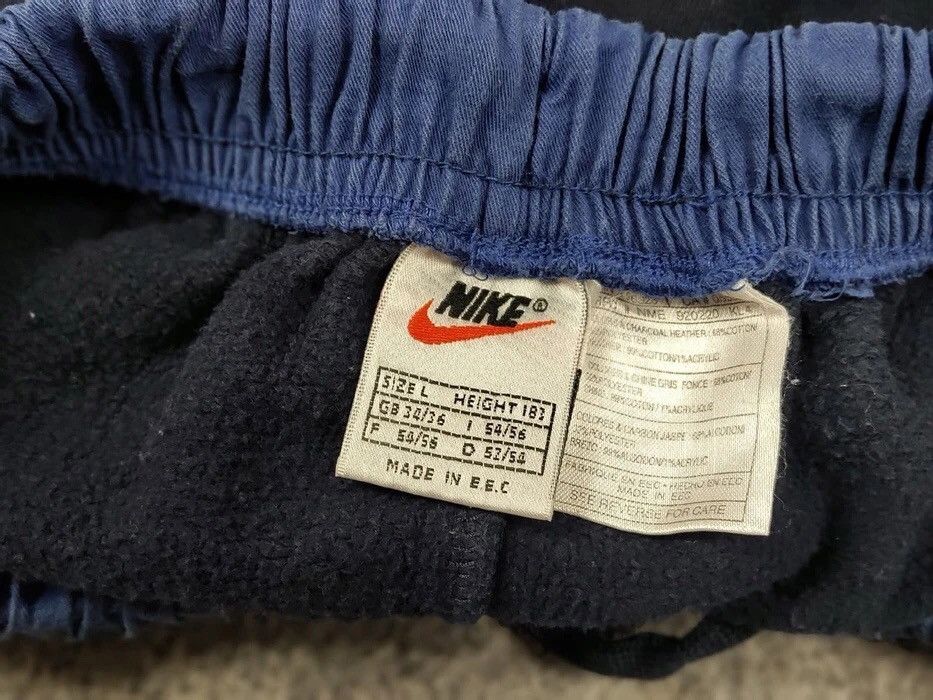 Nike Vintage y2k Nike Short embroidered swoosh Travis Scott Size US 34 / EU 50 - 15 Thumbnail