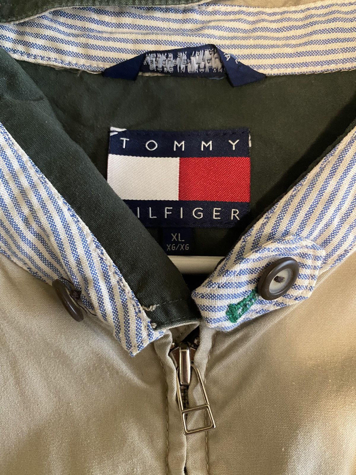 Tommy Hilfiger Vintage Tommy Hilfiger Windbreaker Size US XL / EU 56 / 4 - 2 Preview