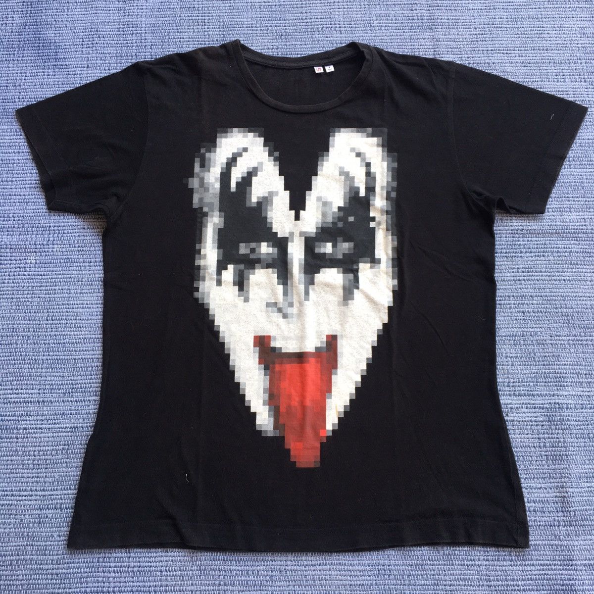 Band Tees kiss band by uniqlo promo tee Size US S / EU 44-46 / 1 - 1 Thumbnail
