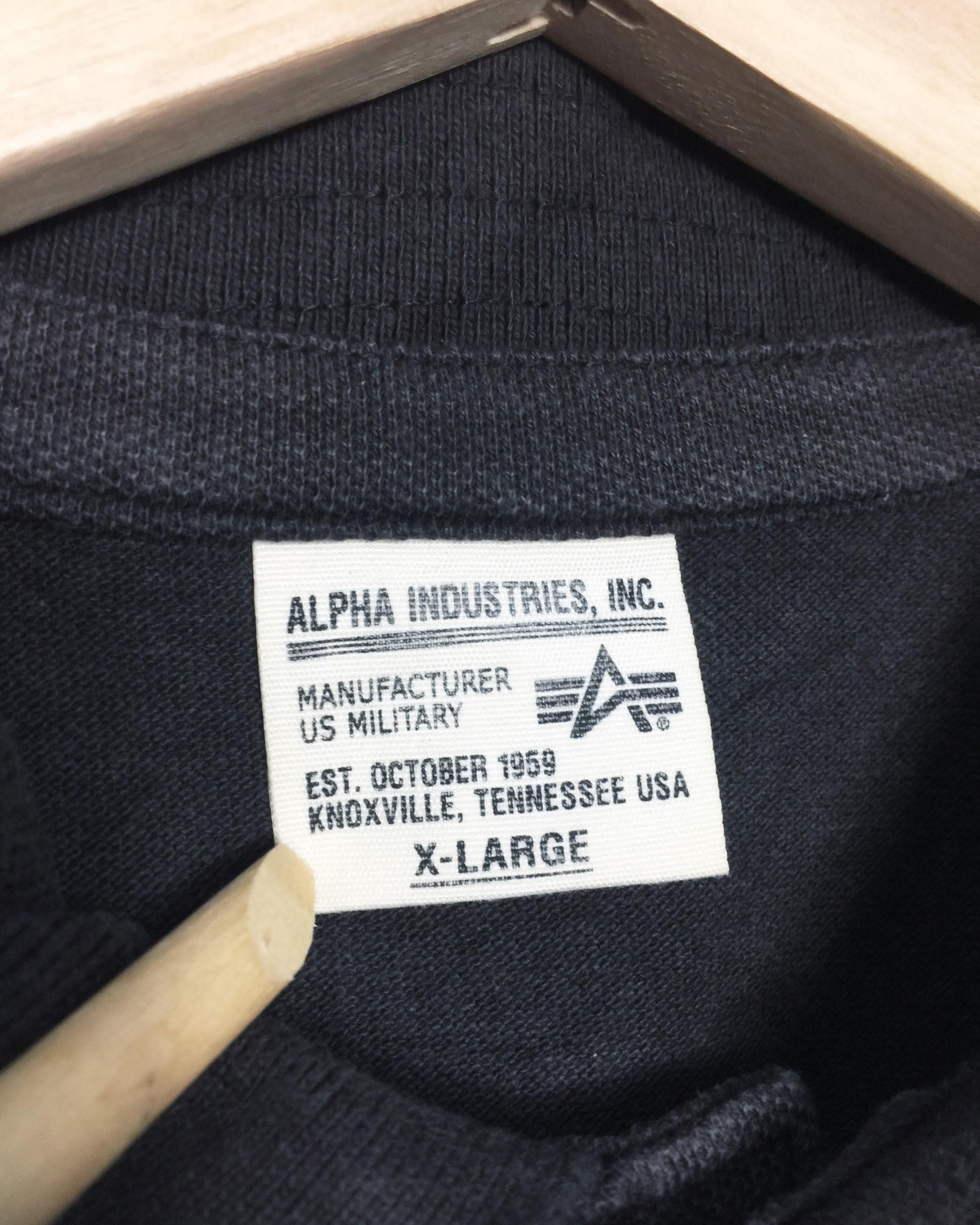 Alpha Industries Rare Alpha Industries Polo With Patches Size US XL / EU 56 / 4 - 9 Thumbnail