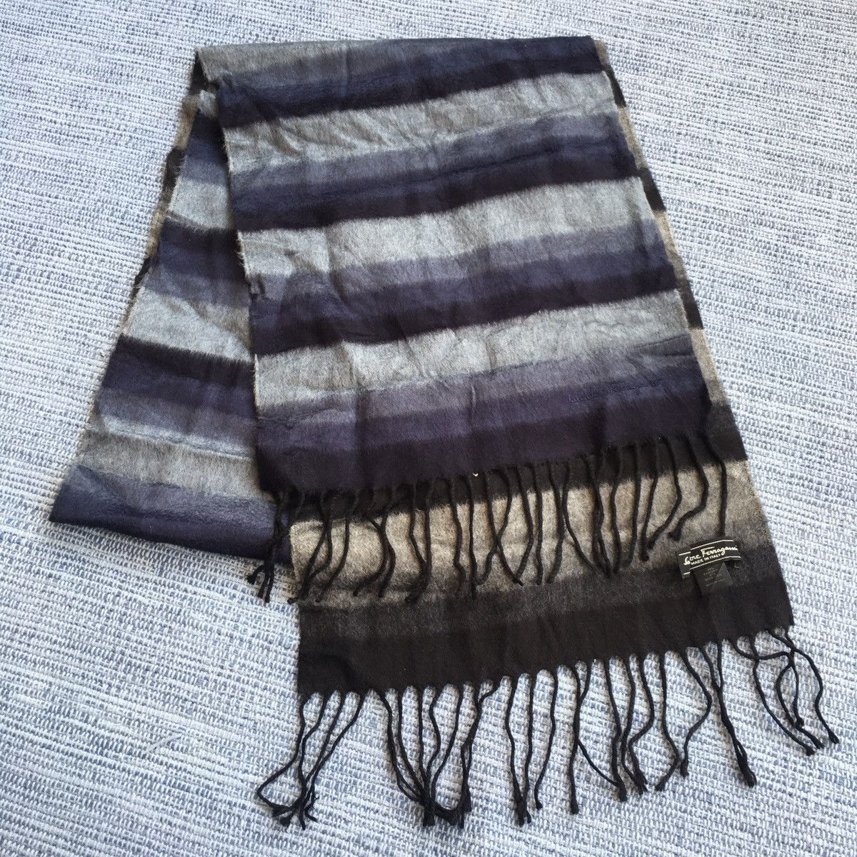 Salvatore Ferragamo 2 tones scarf Size ONE SIZE - 1 Thumbnail