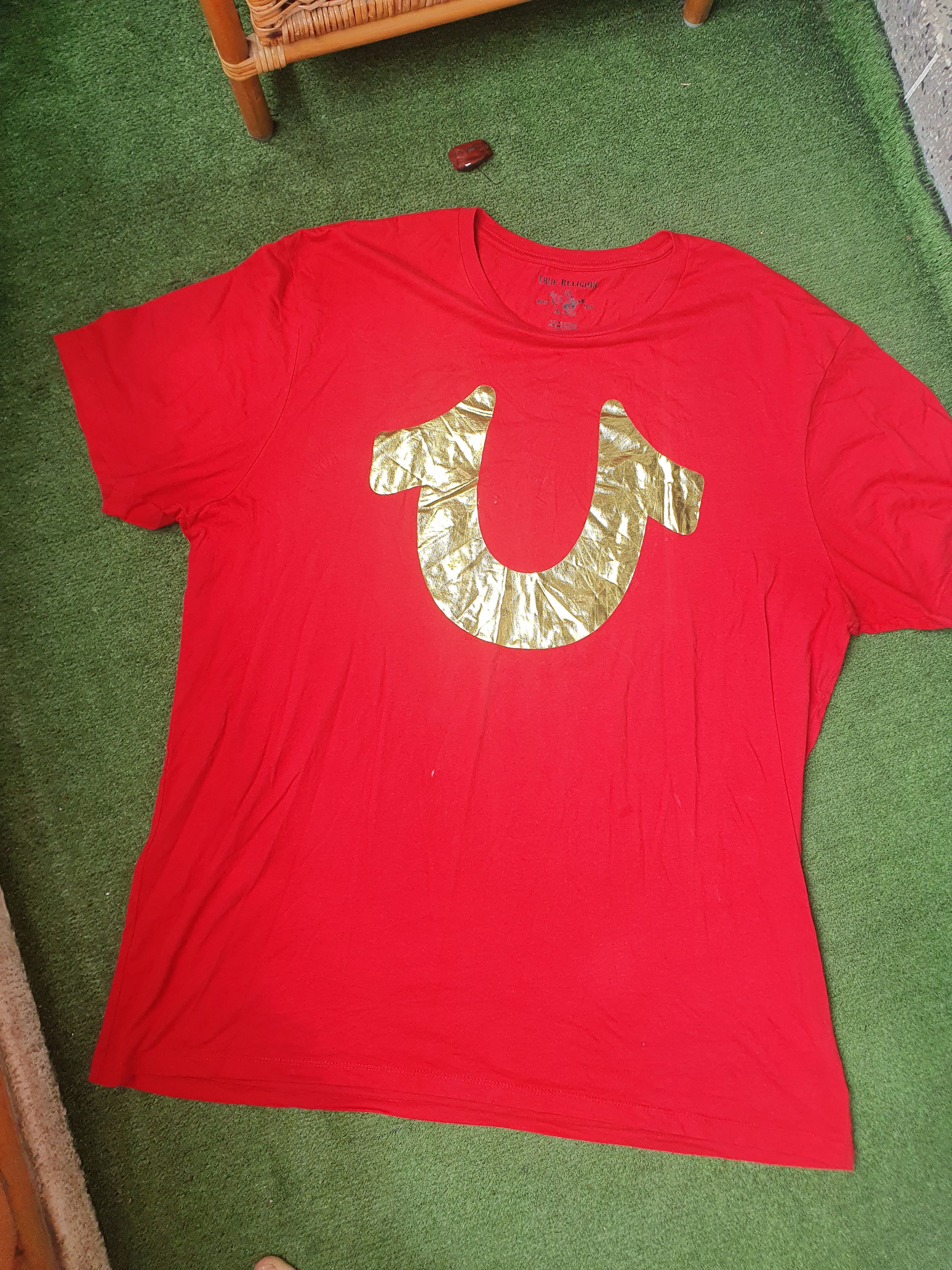 True Religion True Religion big front Gold Horsesshoe logo tee,3XL Size US XL / EU 56 / 4 - 1 Thumbnail