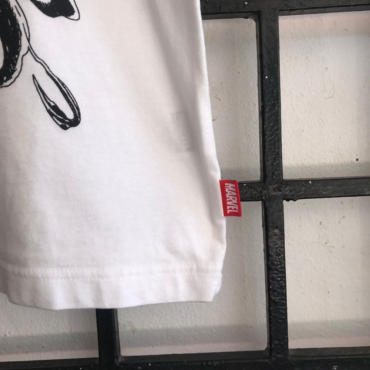 Japanese Brand 🔥 Vintage VENOM Movie x JASON POLAN Design T-shirt Size US M / EU 48-50 / 2 - 3 Thumbnail