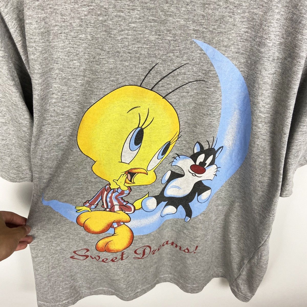 Disney Vintage 00’s Looney Tunes Tweety Sweat Dreams tee rare Size US L / EU 52-54 / 3 - 3 Thumbnail