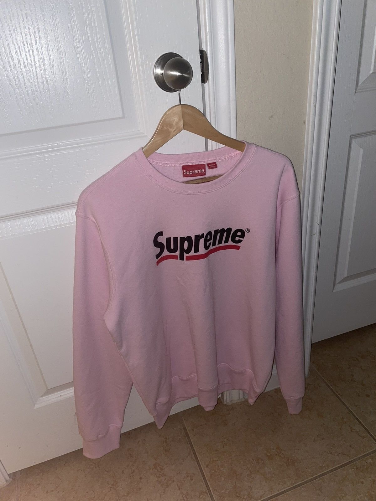 Supreme Supreme Underline Crewneck (Pink) | Grailed