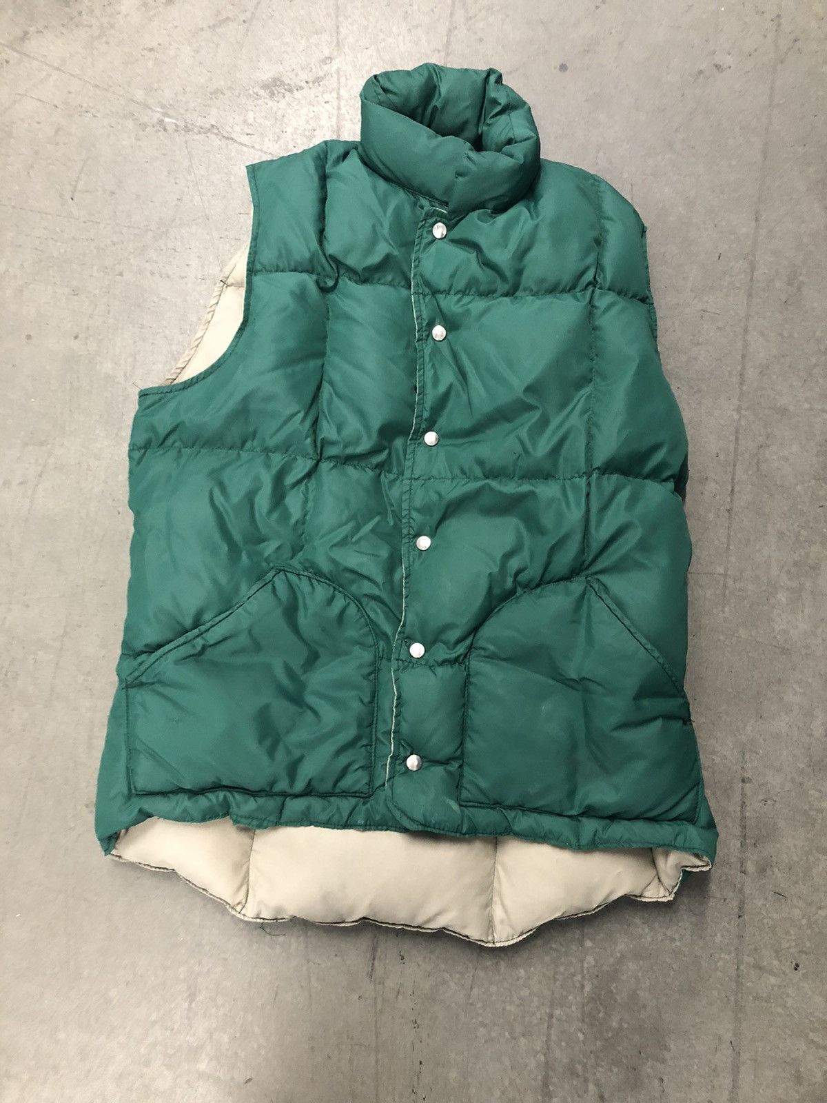Sierra Designs Vintage Vintage Sierra designs down vest Grailed
