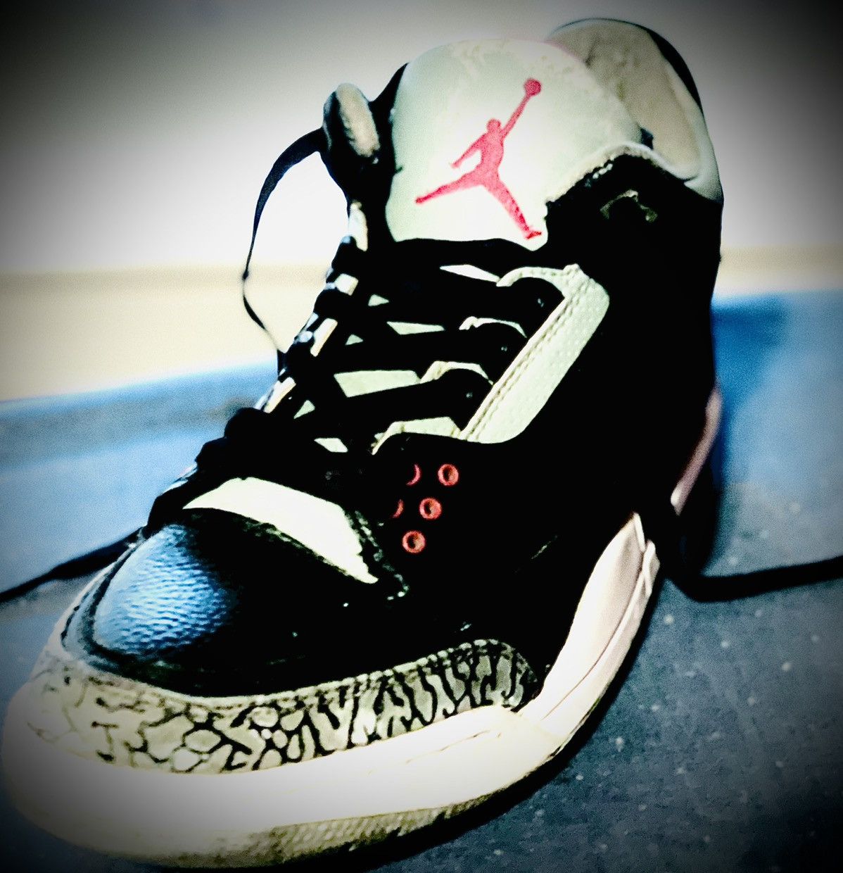 retro jordans black red