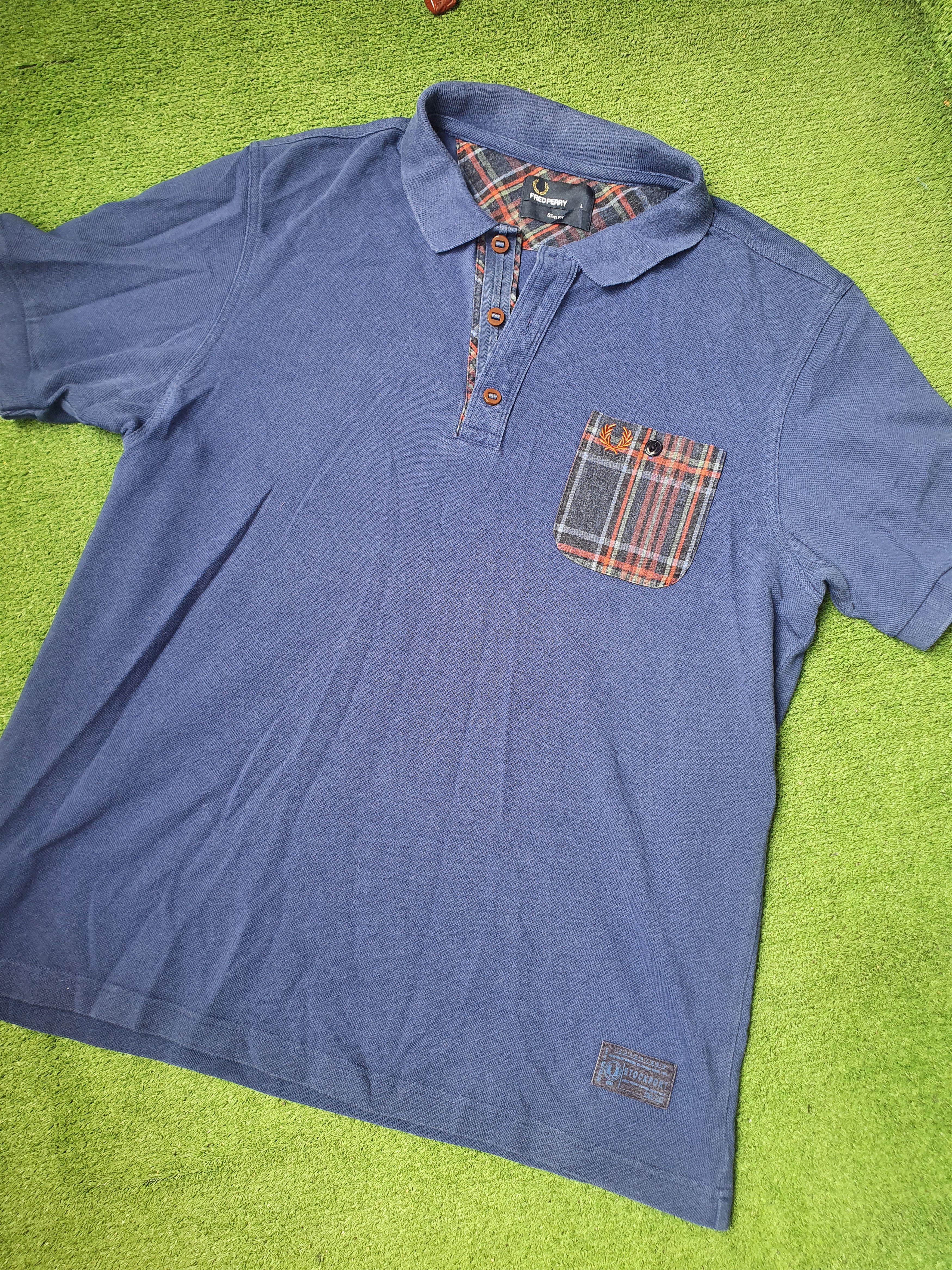 Fred Perry Fred Perry pocket Polo/Golf blue t-shirt,size L Size US L / EU 52-54 / 3 - 1 Thumbnail