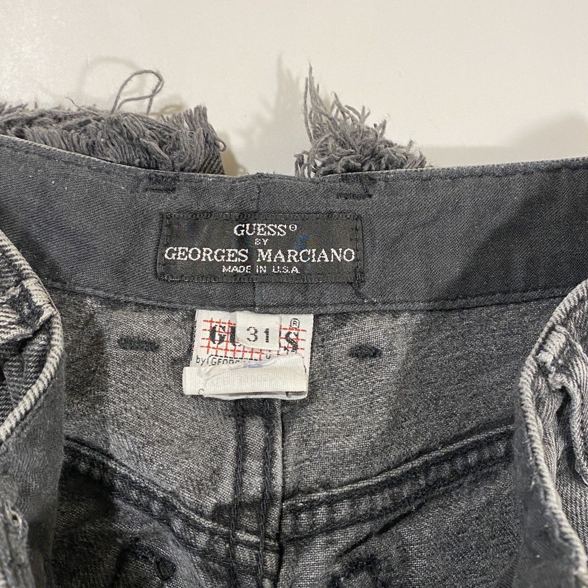 Guess × Vintage Vintage Guess Button Fly Denim Shorts Size US 28 / EU 44 - 3 Thumbnail