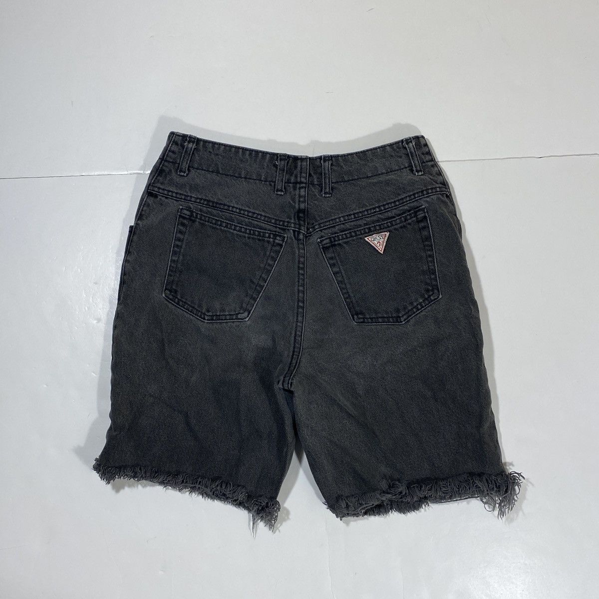 Guess × Vintage Vintage Guess Button Fly Denim Shorts Size US 28 / EU 44 - 1 Thumbnail