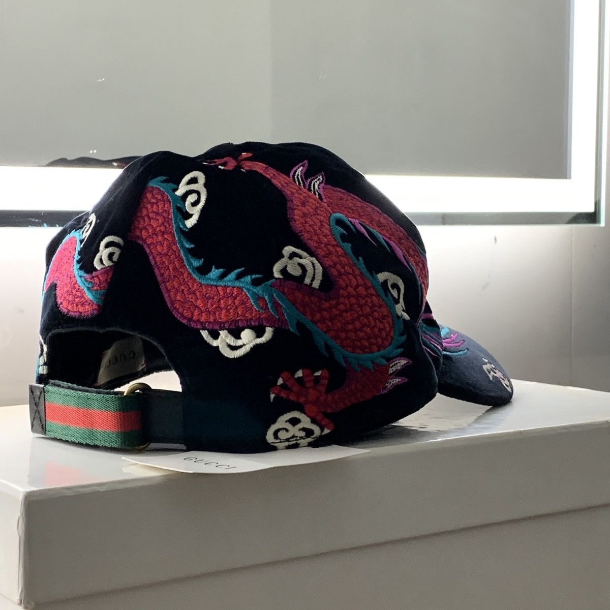 早割クーポン！ BASEBALL EMBROIDERED DRAGON VELVET GUCCI Gucci CAP Grailed | ラグ・カーペット