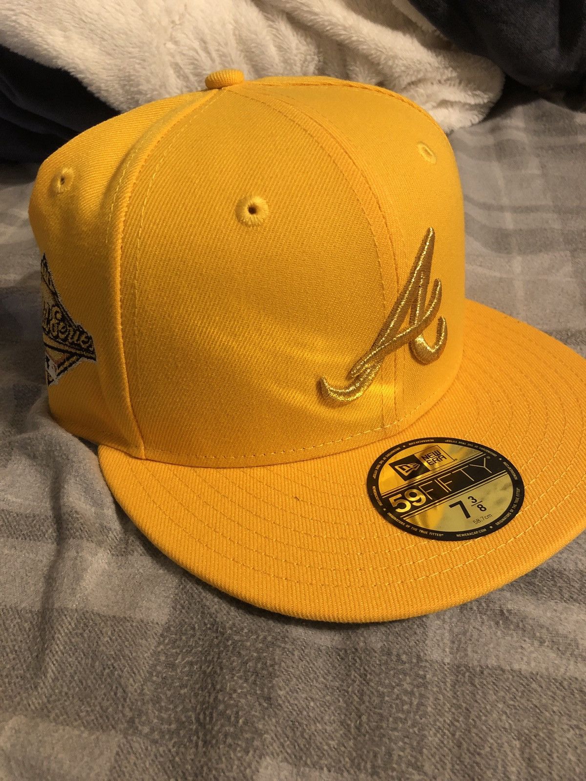 New Era Olympic 59Fifty Atlanta Braves Gold Size 7 3/8 Size ONE SIZE - 1 Thumbnail