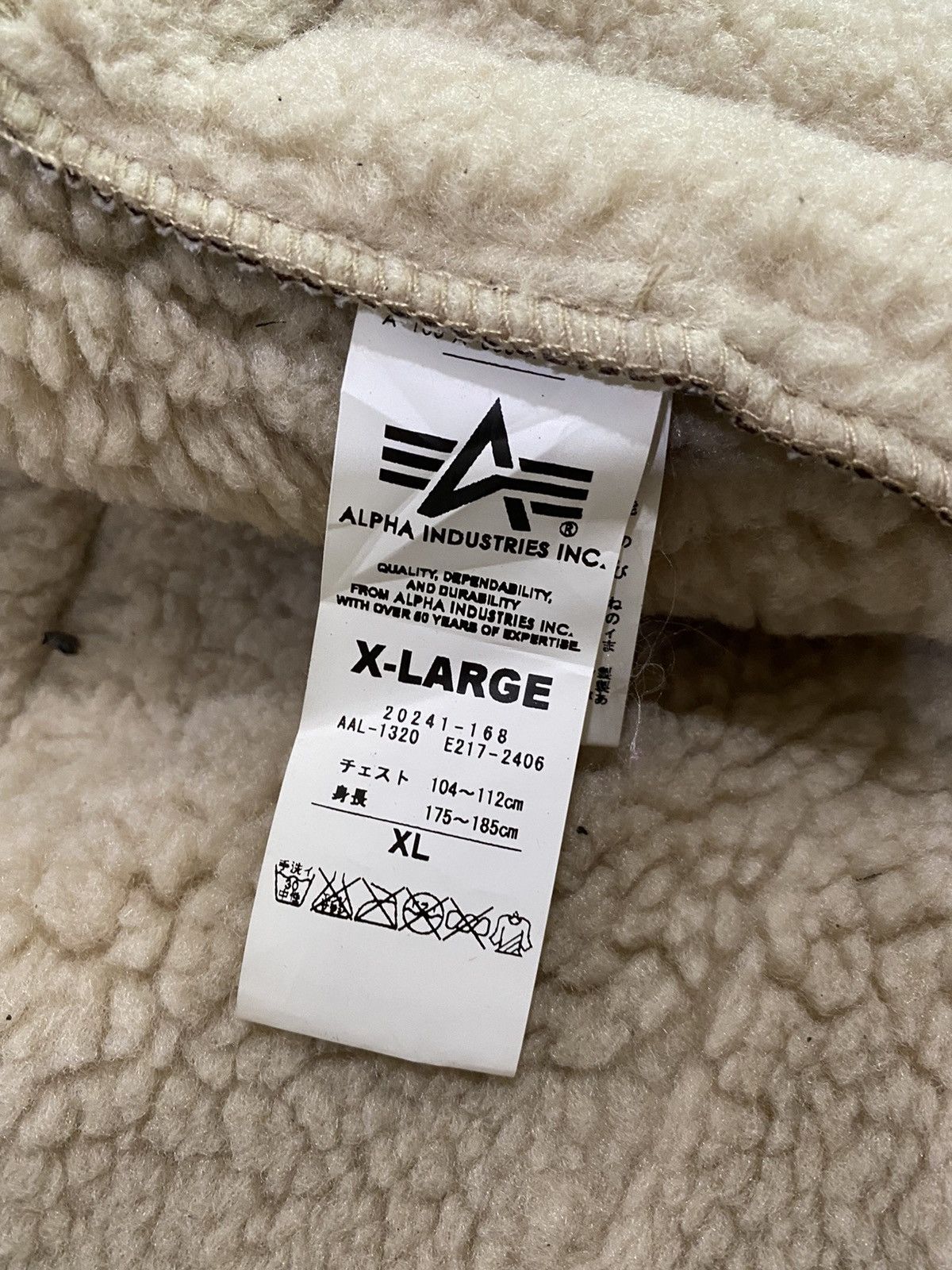 Alpha Industries ALPHA INDUSTRIES B3 JACKET SHERPA NOT LEATHER Size US XL / EU 56 / 4 - 5 Thumbnail