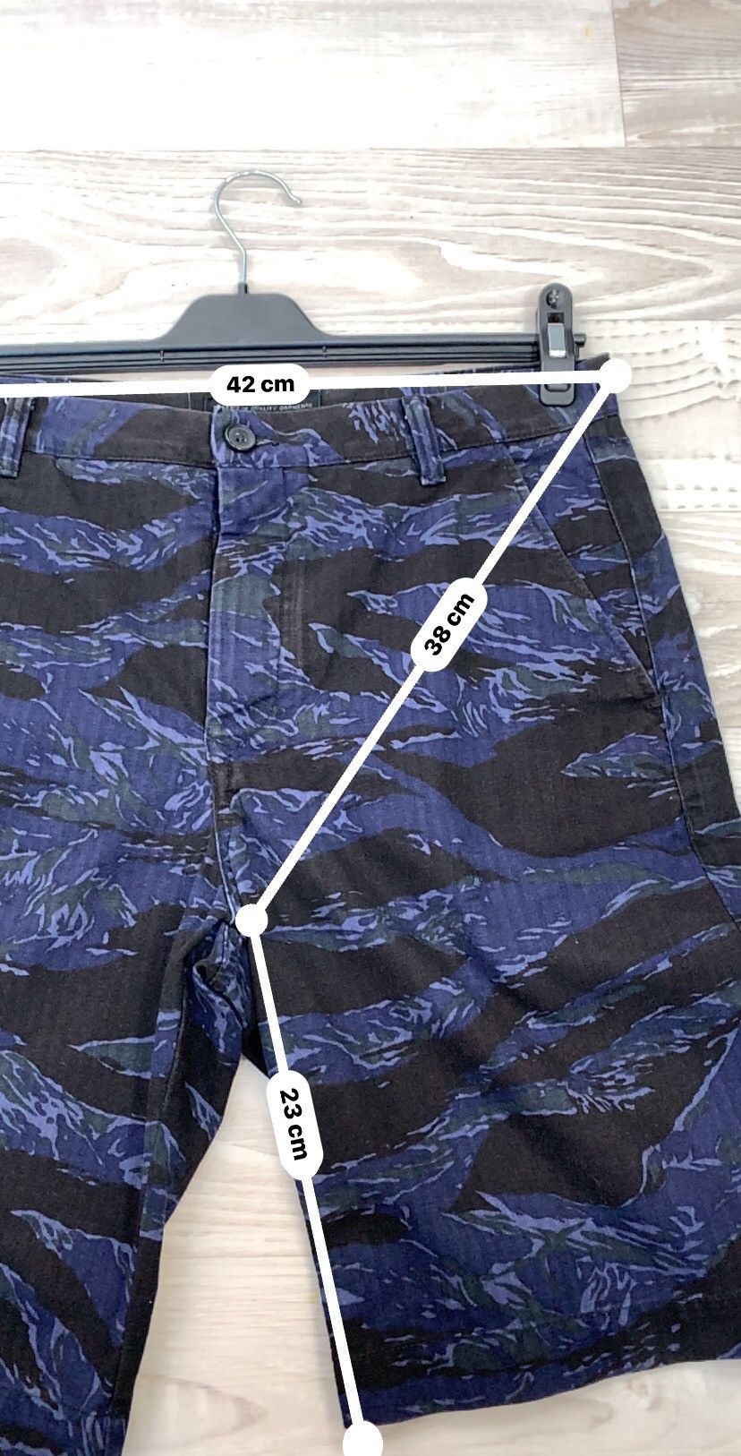 Allsaints Allsaints Blue Camo Abstract Print 9” Inch Shorts Size US 30 / EU 46 - 7 Thumbnail