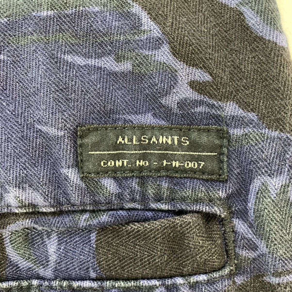 Allsaints Allsaints Blue Camo Abstract Print 9” Inch Shorts Size US 30 / EU 46 - 4 Thumbnail