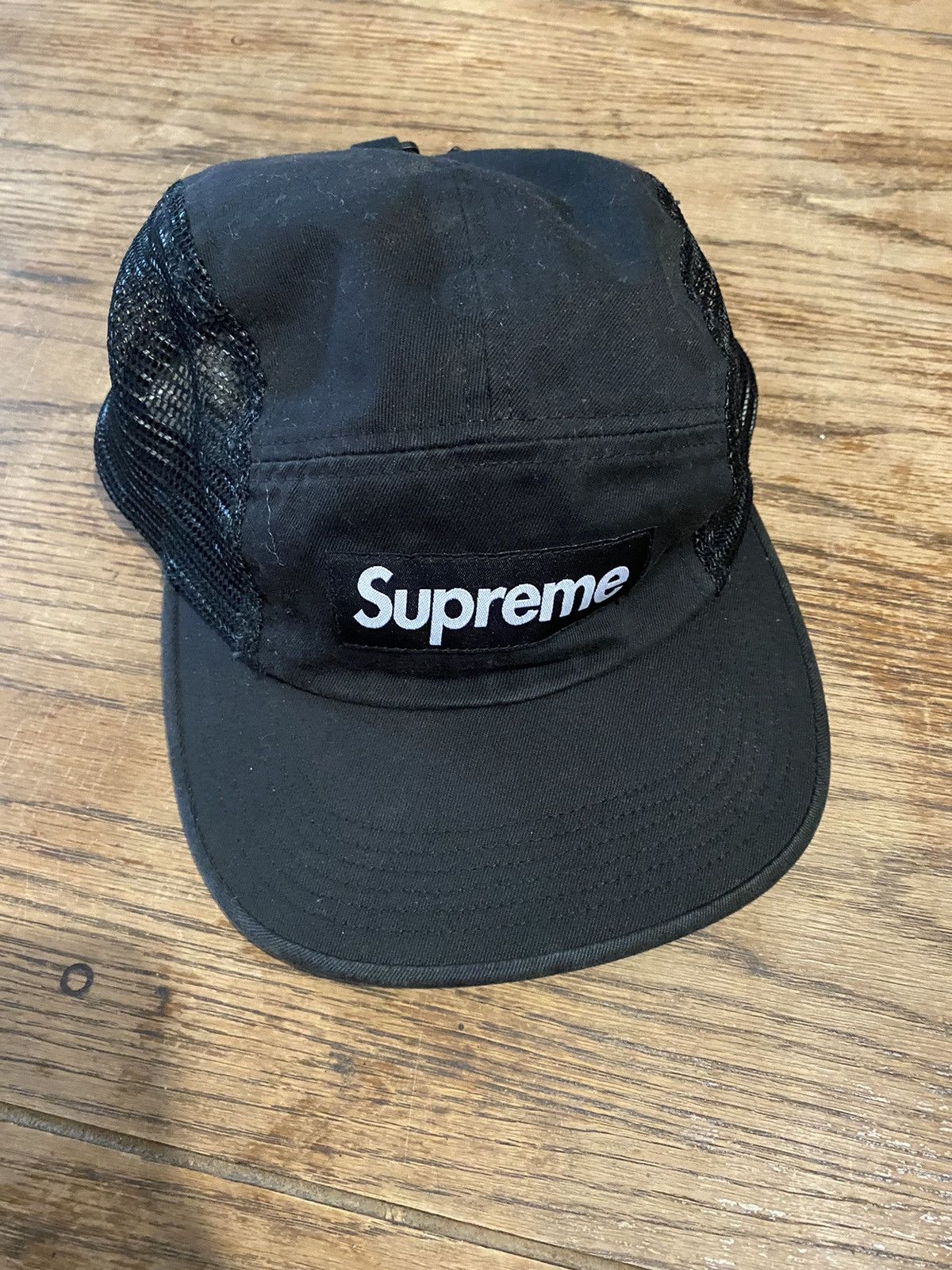 Supreme mesh best sale camp cap