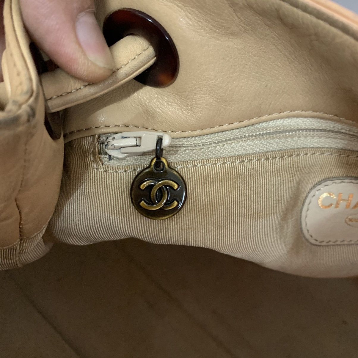 Chanel Chanel Vintage Leather Shoulder Bag Size ONE SIZE - 15 Thumbnail