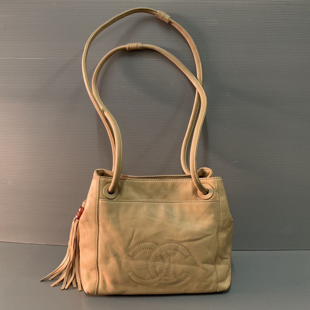 Chanel Chanel Vintage Leather Shoulder Bag Size ONE SIZE - 1 Thumbnail
