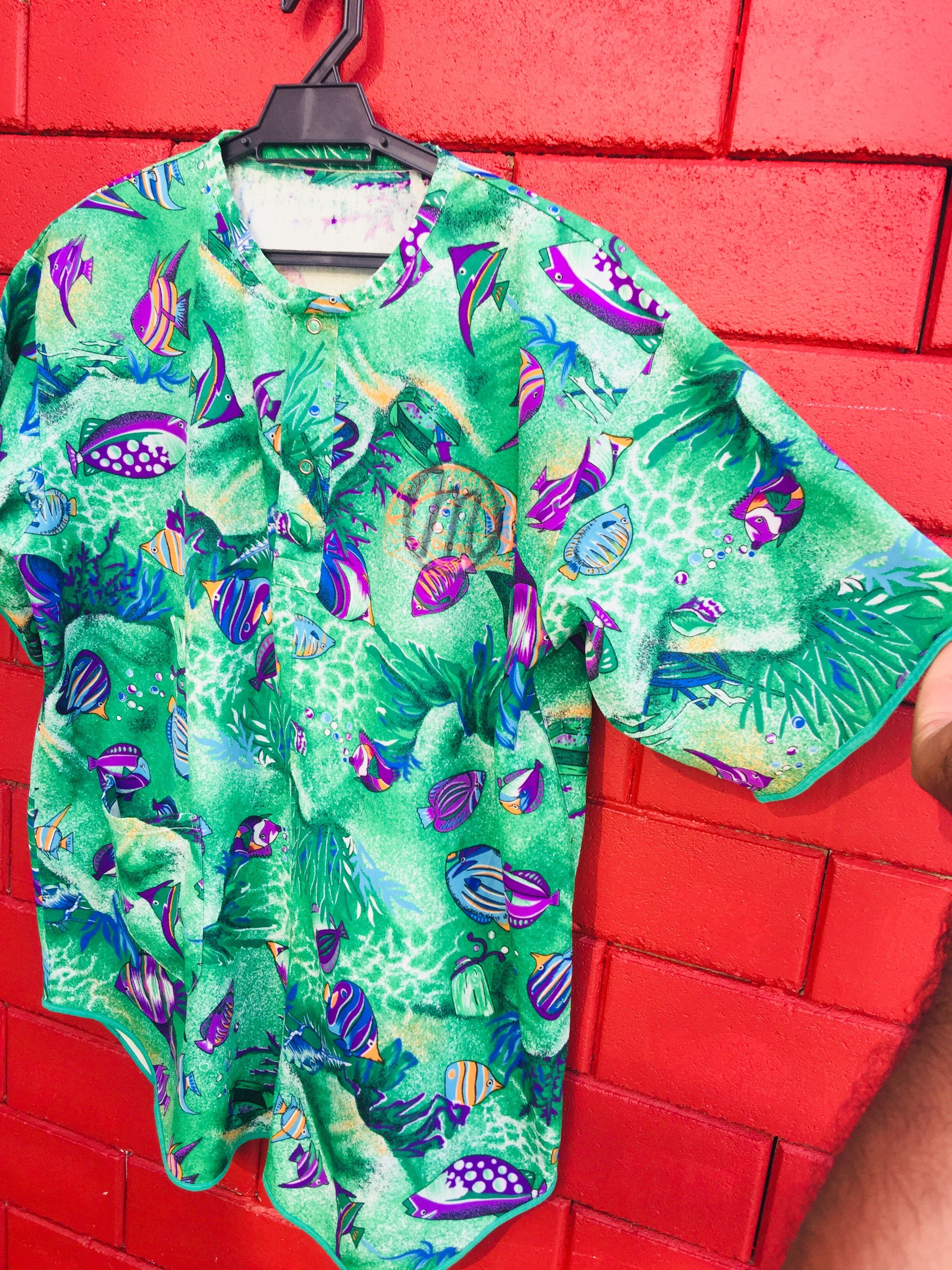 Designer × Japanese Brand Vintage Aquarium Travis Scott Fashion Style Shirt Size US L / EU 52-54 / 3 - 7 Thumbnail