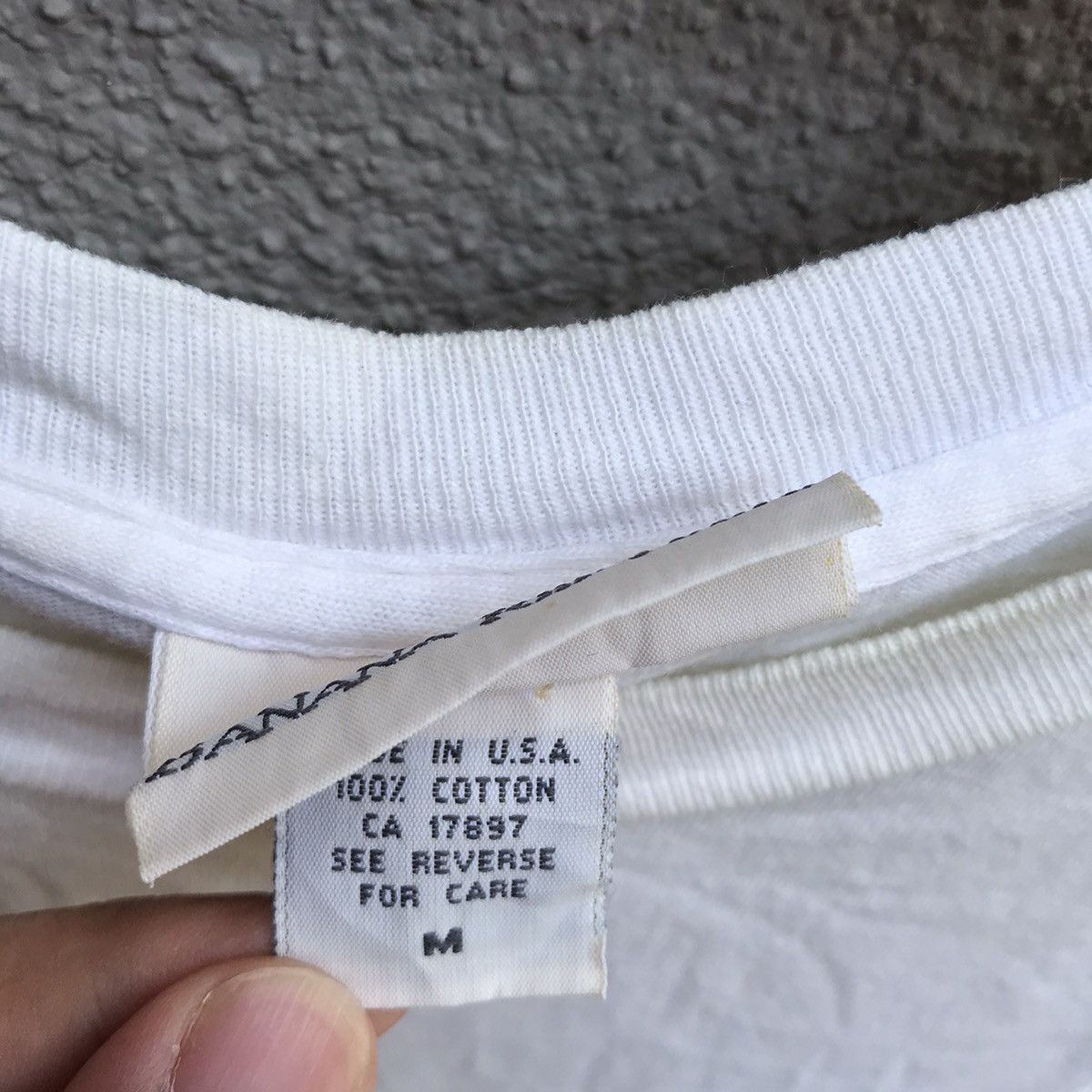 Banana Republic Vintage 90s BANANA REPUBLIC usa tee habitat art Size US L / EU 52-54 / 3 - 5 Thumbnail