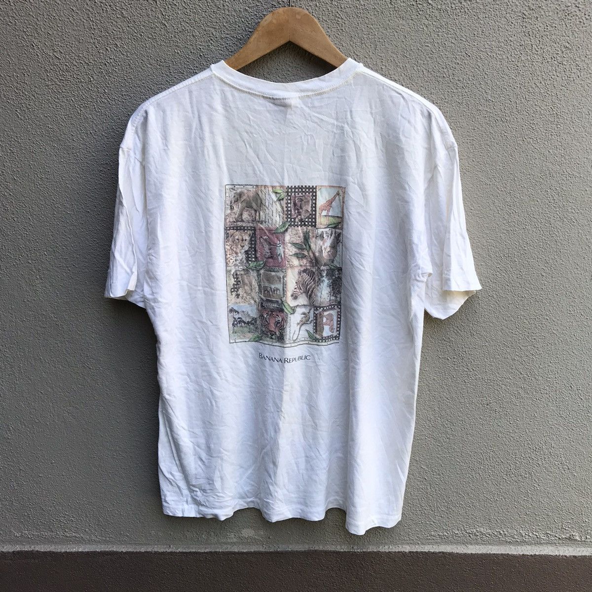 Banana Republic Vintage 90s BANANA REPUBLIC usa tee habitat art Size US L / EU 52-54 / 3 - 1 Thumbnail