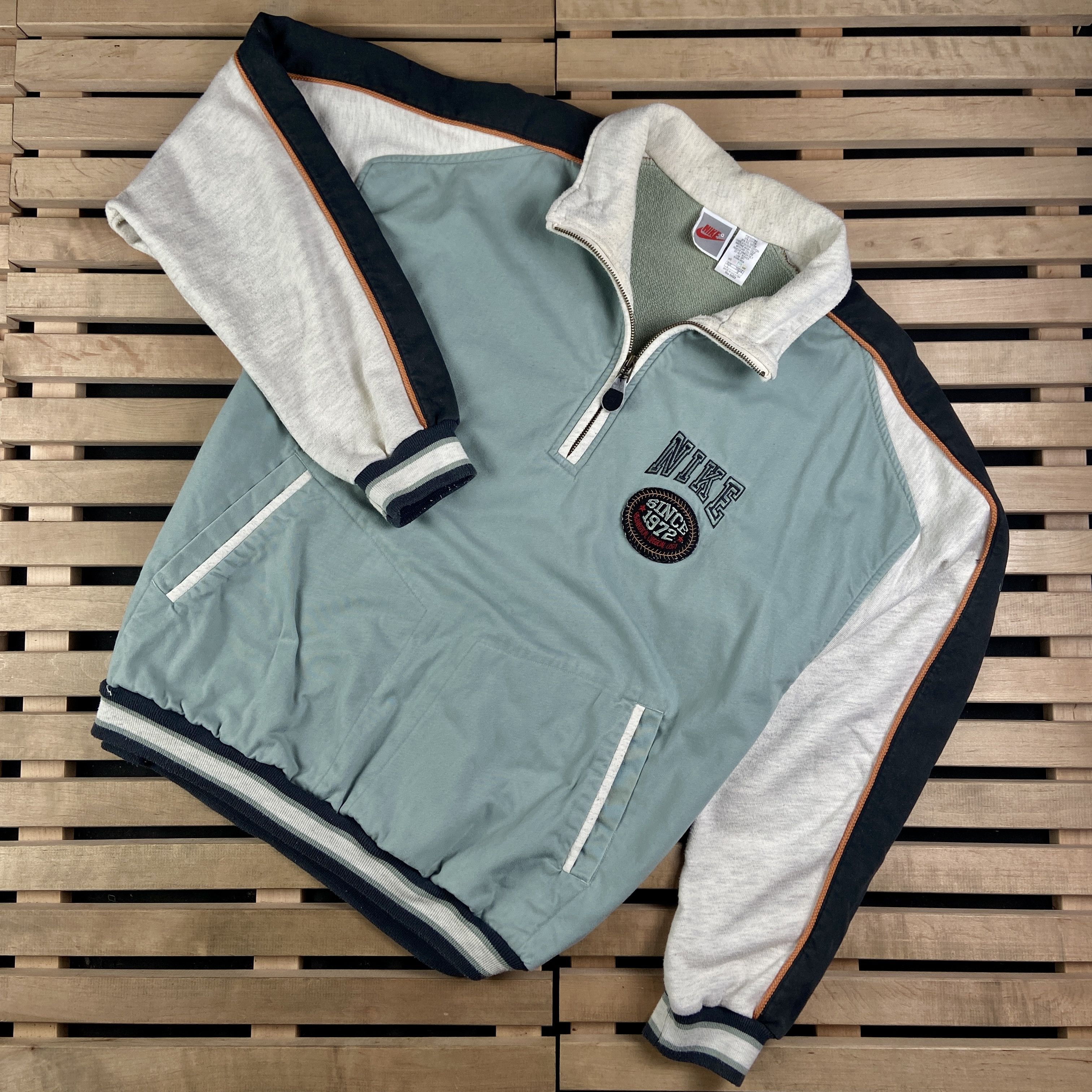Nike × Vintage Mens Sweatshirt Pullover Nike Since 1972 Vintage Size L Size US L / EU 52-54 / 3 - 1 Thumbnail