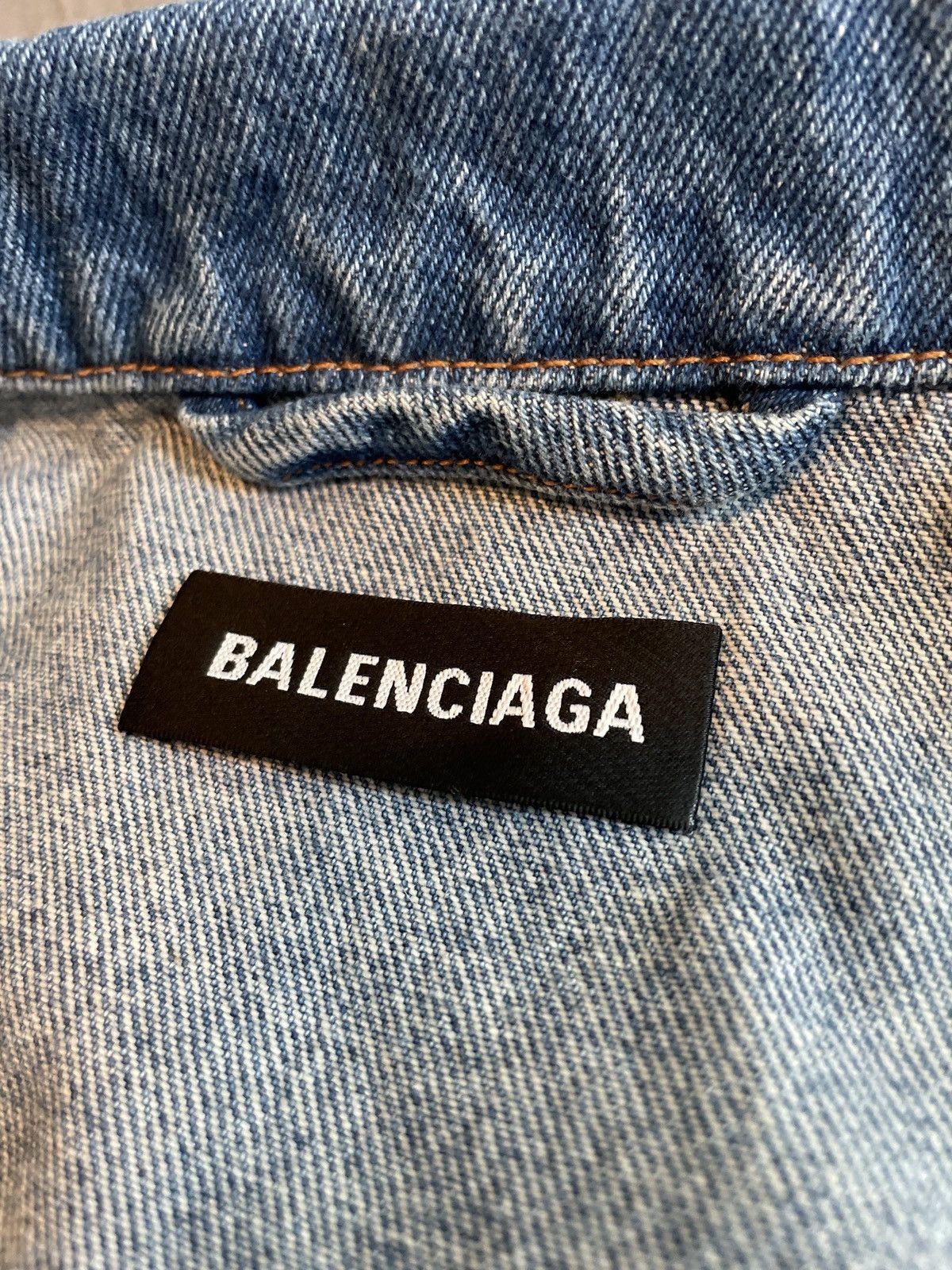 Balenciaga Balenciaga language logo denim jacket Size US M / EU 48-50 / 2 - 4 Thumbnail