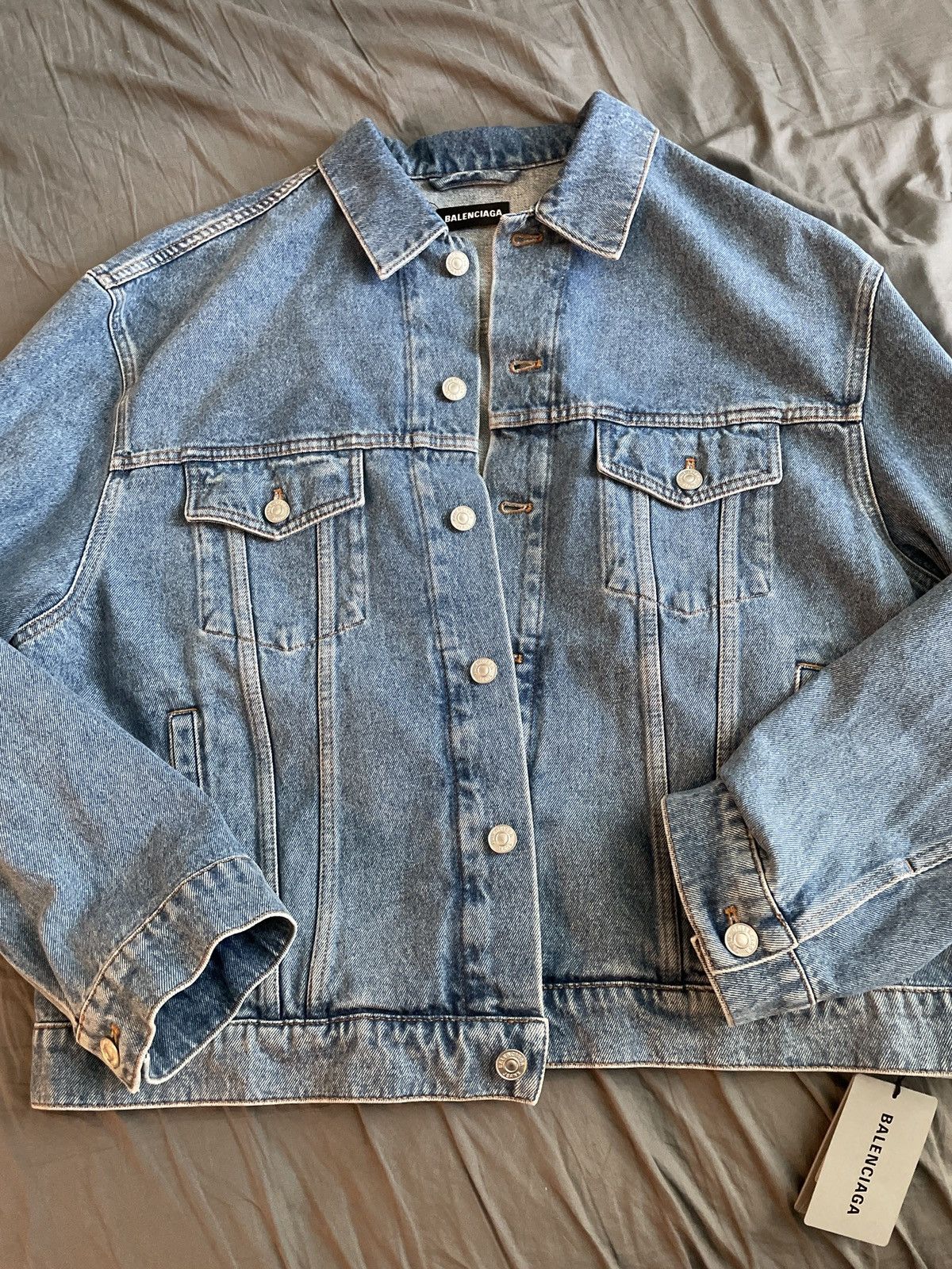 Balenciaga Balenciaga language logo denim jacket Size US M / EU 48-50 / 2 - 3 Thumbnail