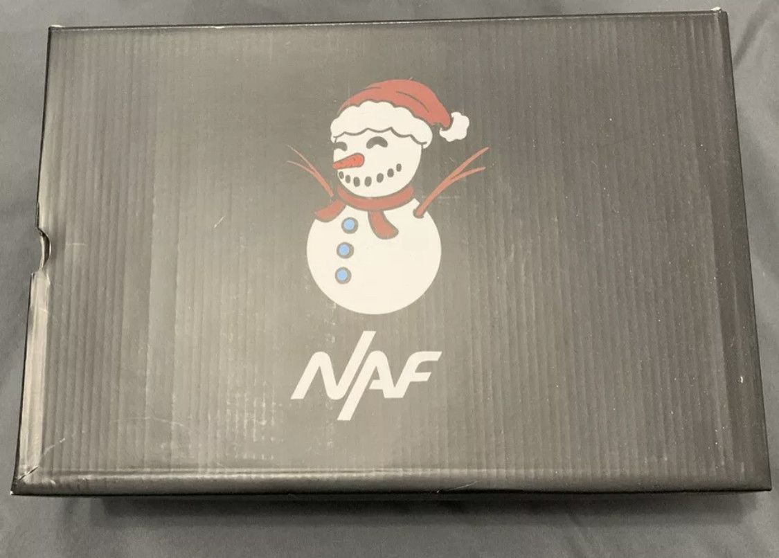 Other Naf Global Christmas AF1 Size US 12 / EU 45 - 2 Thumbnail