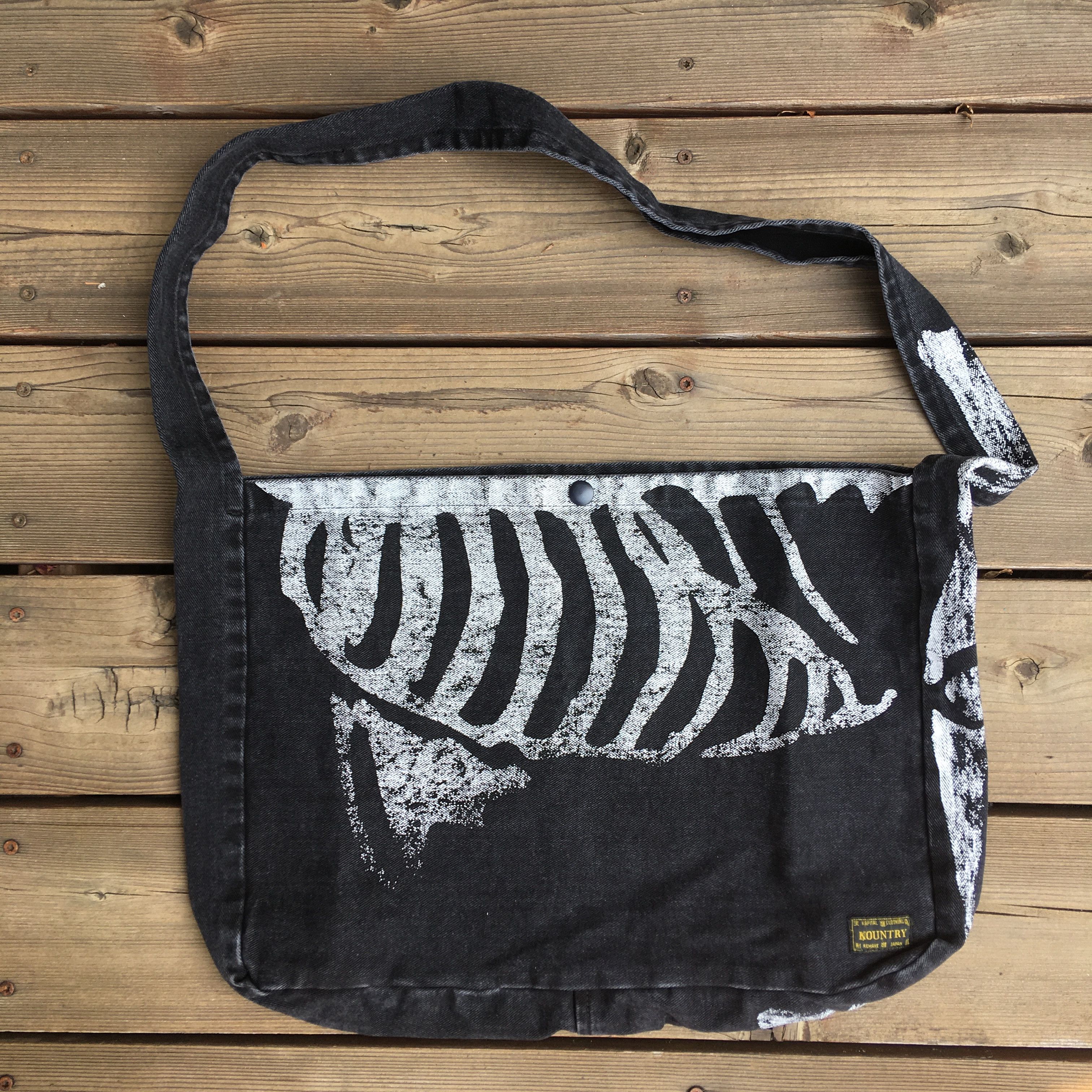 バッグ KAPITAL KOUNTRY BONES SHOULDER BAG Kapital × Kapital Kountry Bone Shoulder Bag | Grailed