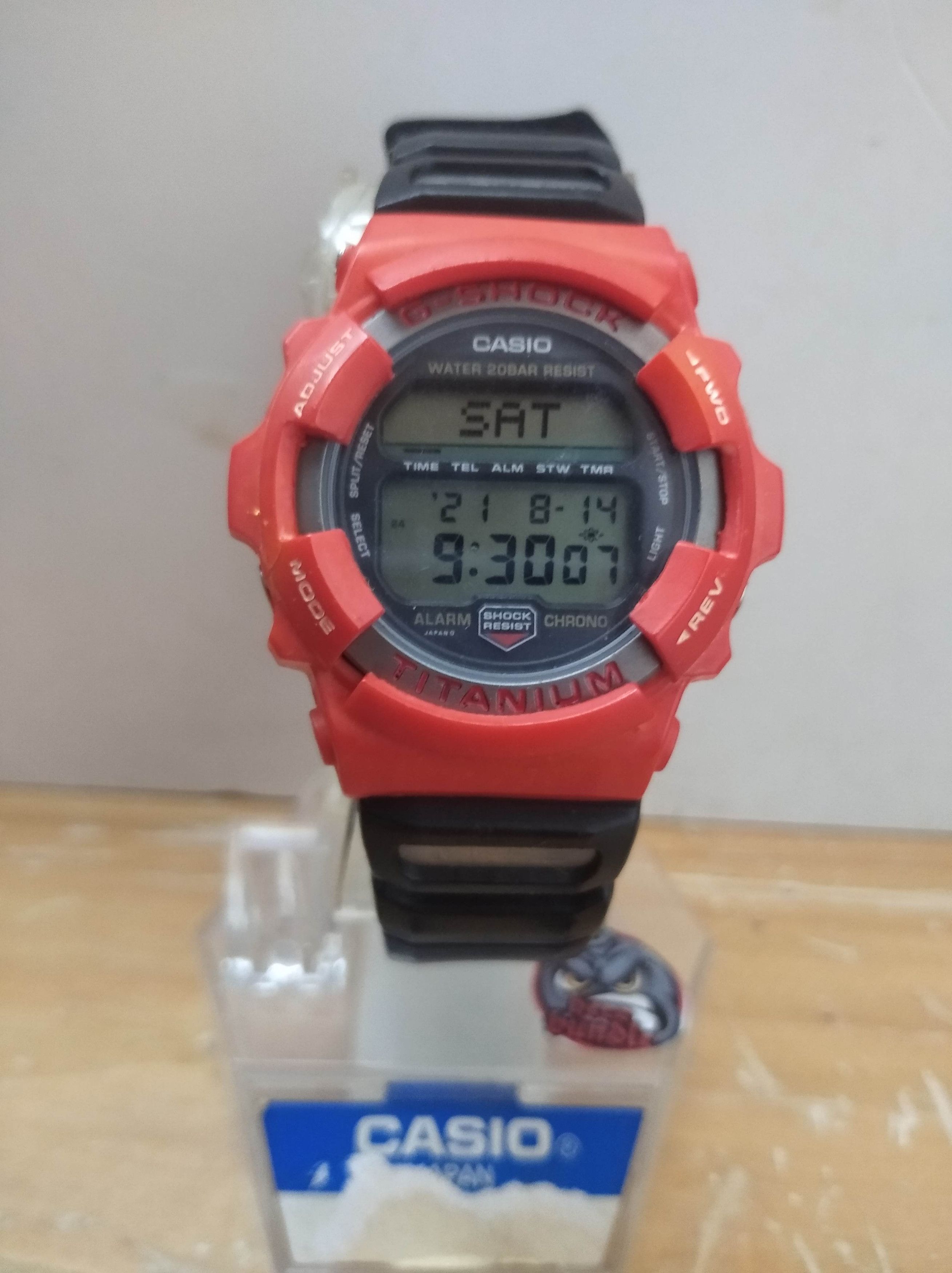 Vintage Casio G-Shock mrg-1 japan