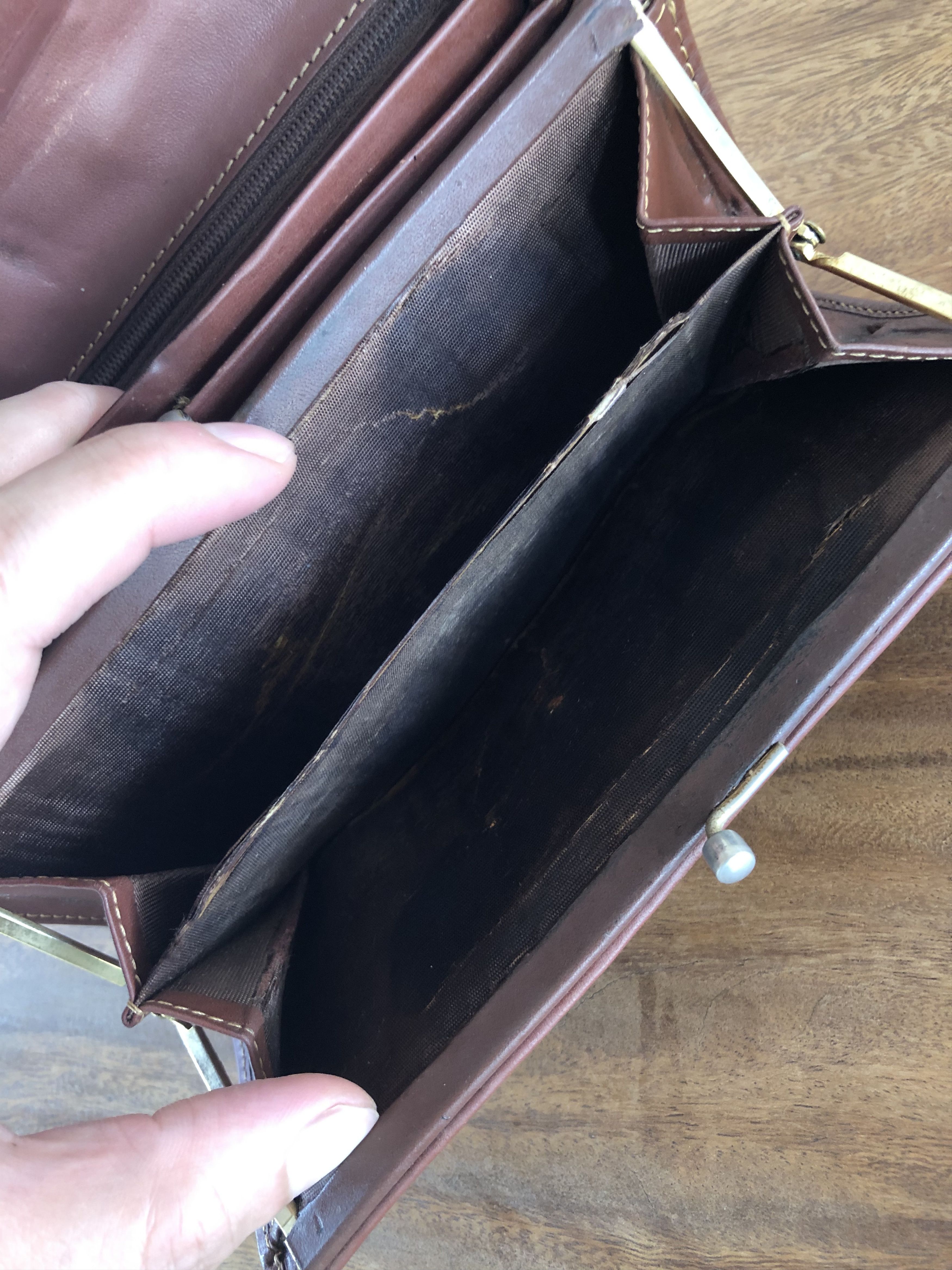 Burberry × Vintage VINTAGE BURBERRYS LEATHER LONG WALLET DISTRESSED Size ONE SIZE - 12 Thumbnail