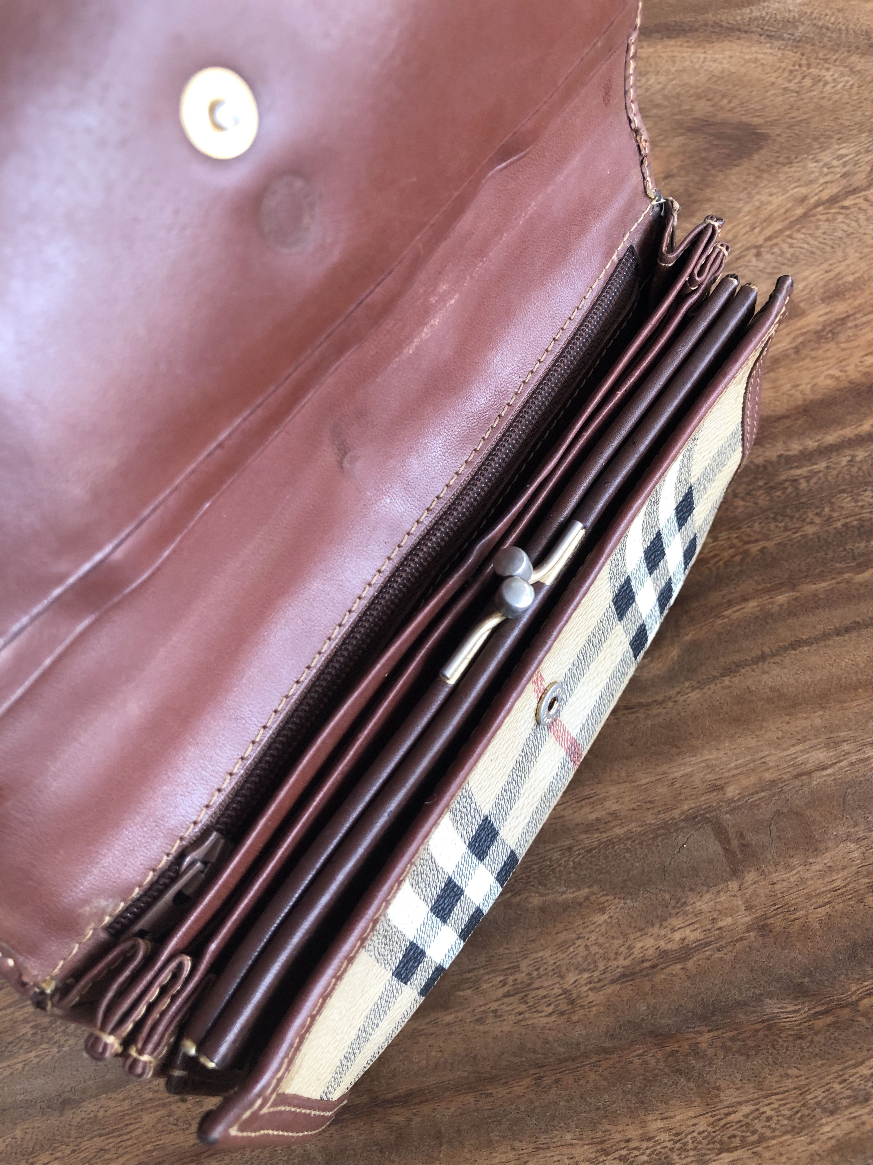 Burberry × Vintage VINTAGE BURBERRYS LEATHER LONG WALLET DISTRESSED Size ONE SIZE - 11 Thumbnail