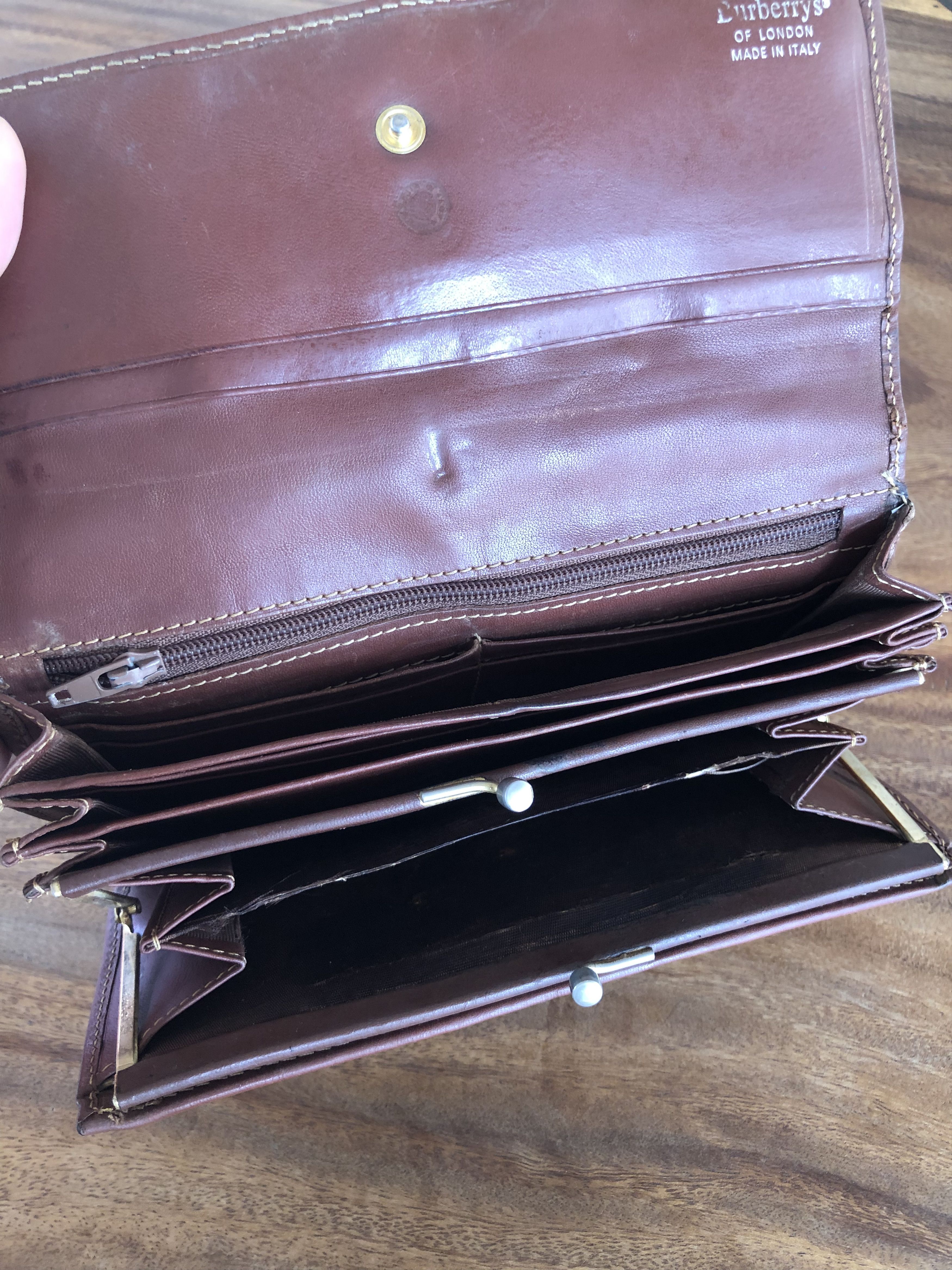 Burberry × Vintage VINTAGE BURBERRYS LEATHER LONG WALLET DISTRESSED Size ONE SIZE - 13 Thumbnail