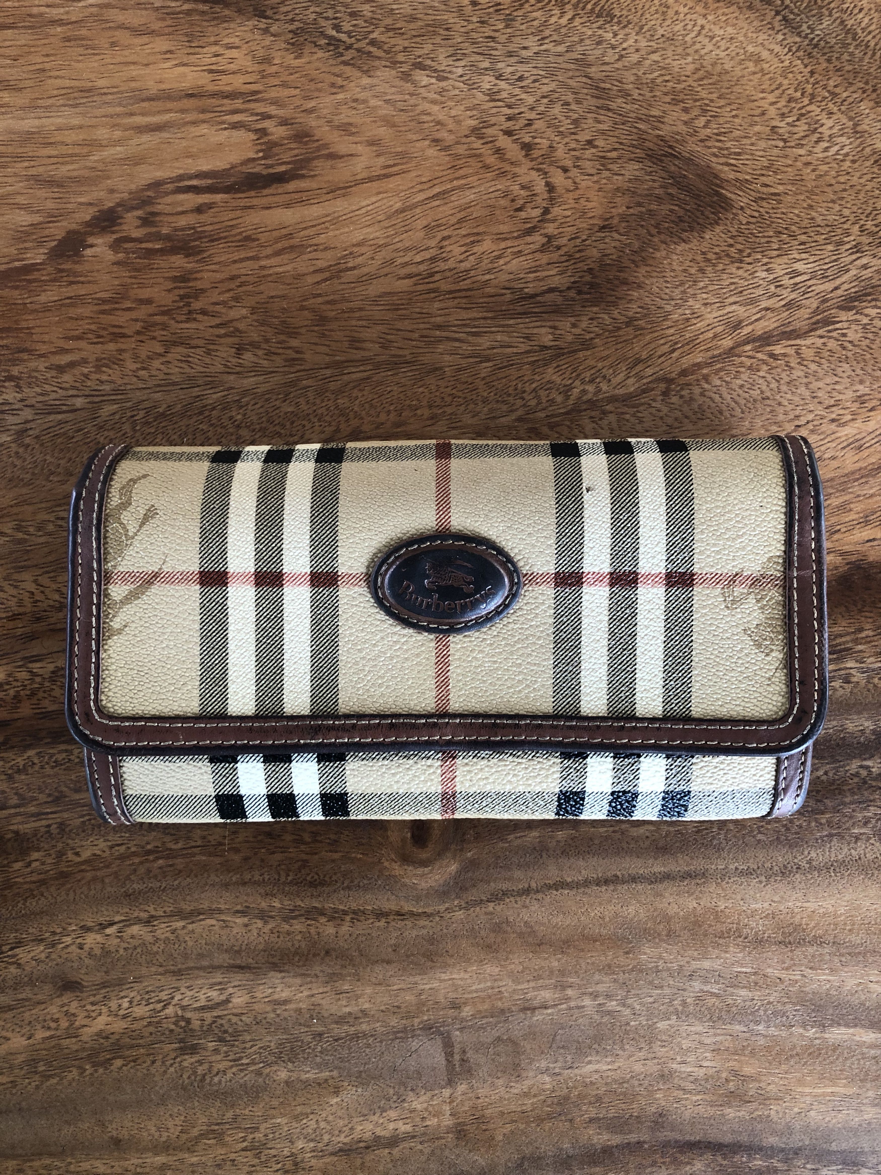 Burberry × Vintage VINTAGE BURBERRYS LEATHER LONG WALLET DISTRESSED Size ONE SIZE - 1 Thumbnail