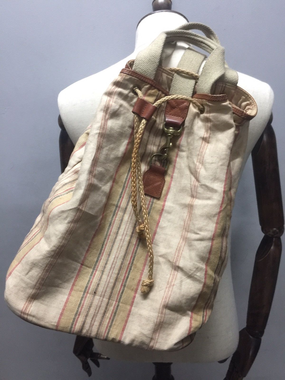 Ralph Lauren Vintage Ralph Lauren Bucket Sling Bag Size ONE SIZE - 1 Thumbnail
