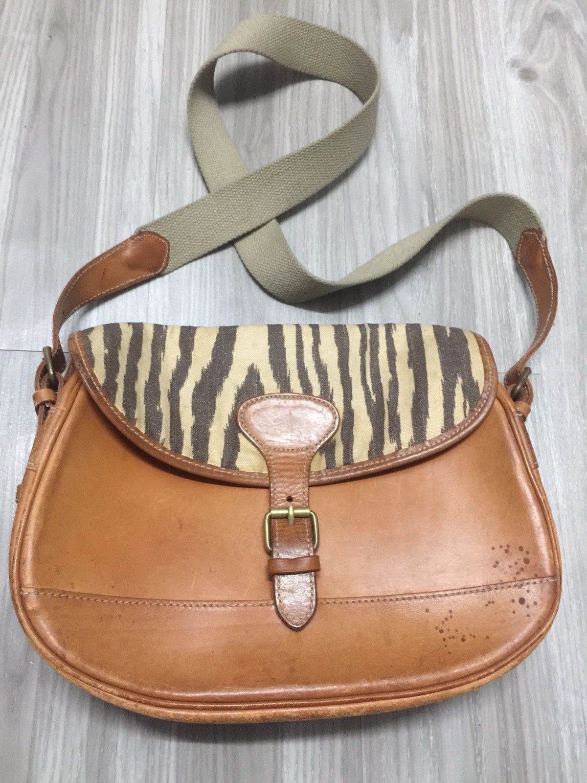 Ralph Lauren Vintage Ralph Lauren Sling Bag Size ONE SIZE - 6 Thumbnail