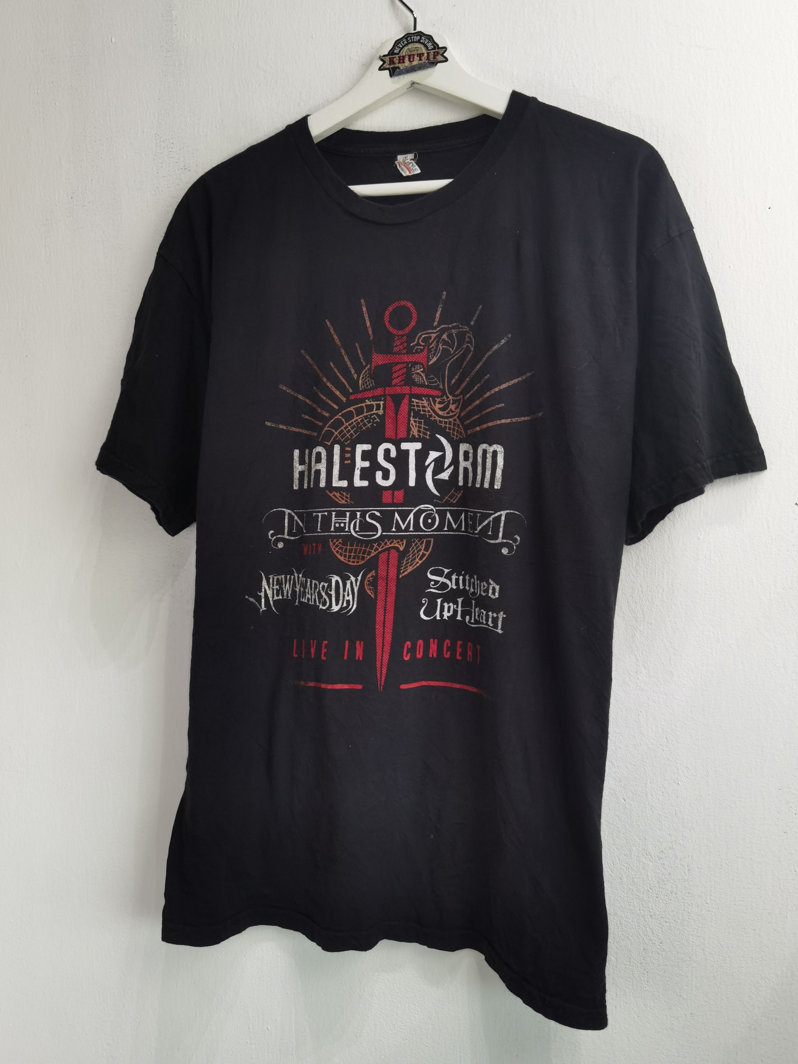 Band Tees Halestorm In This Moment Tour 2018 Size US L / EU 52-54 / 3 - 1 Thumbnail