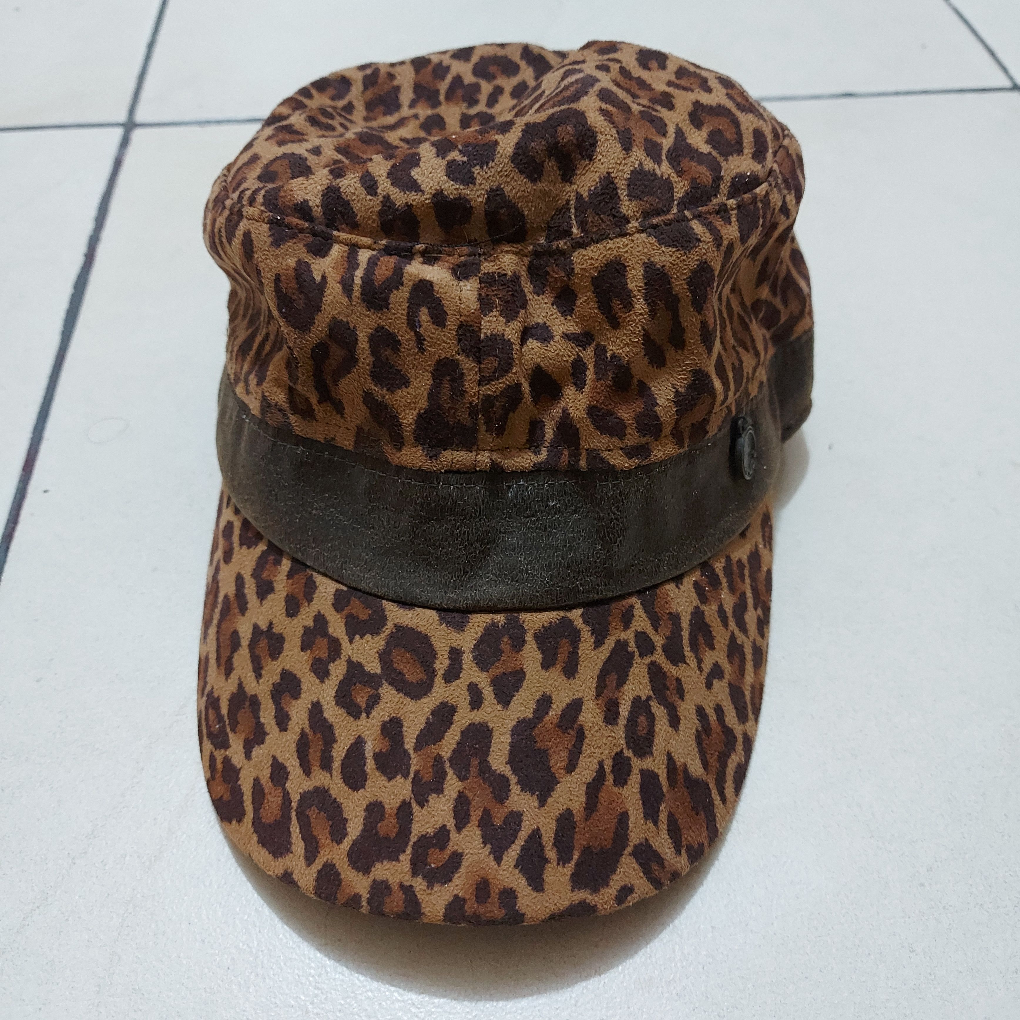 FUCT Vintage Fuct Leopard Hat Size ONE SIZE - 1 Thumbnail