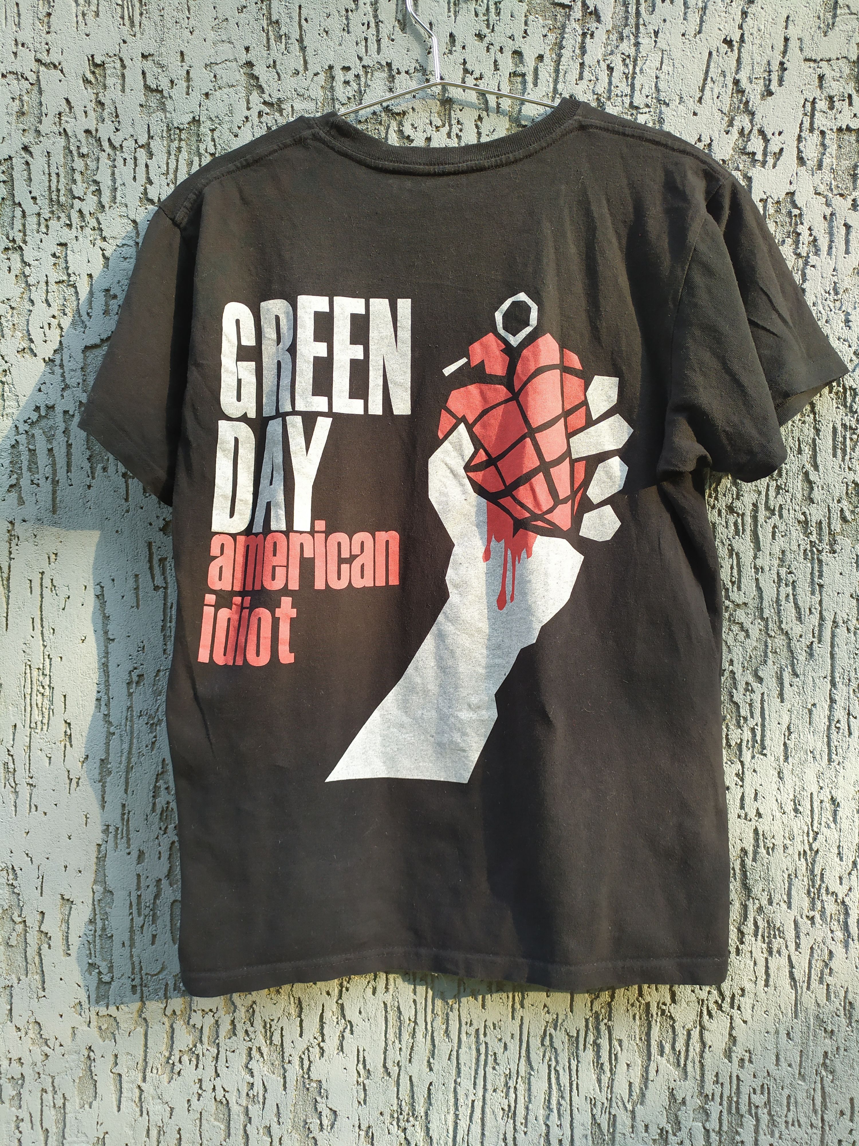 Band Tees Green Day double side t shirt Size US S / EU 44-46 / 1 - 4 Thumbnail