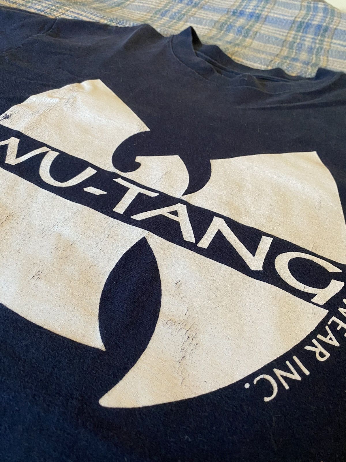 Wu-Tang Clan 90s Vintage Wu Tang Wuwear Navy T Shirt Size US L / EU 52-54 / 3 - 4 Thumbnail