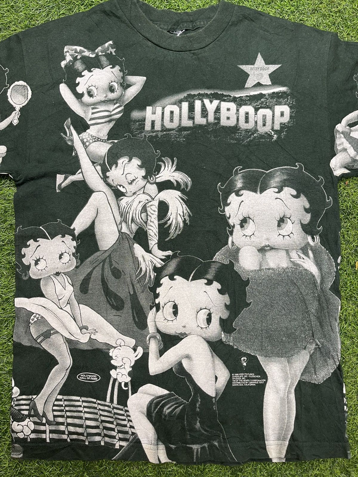 Cartoon Network × Vintage VINTAGE BETTY BOOP HOLYWOOD 1998 ALL OVER PRINT MOVIE TEES Size US L / EU 52-54 / 3 - 6 Thumbnail