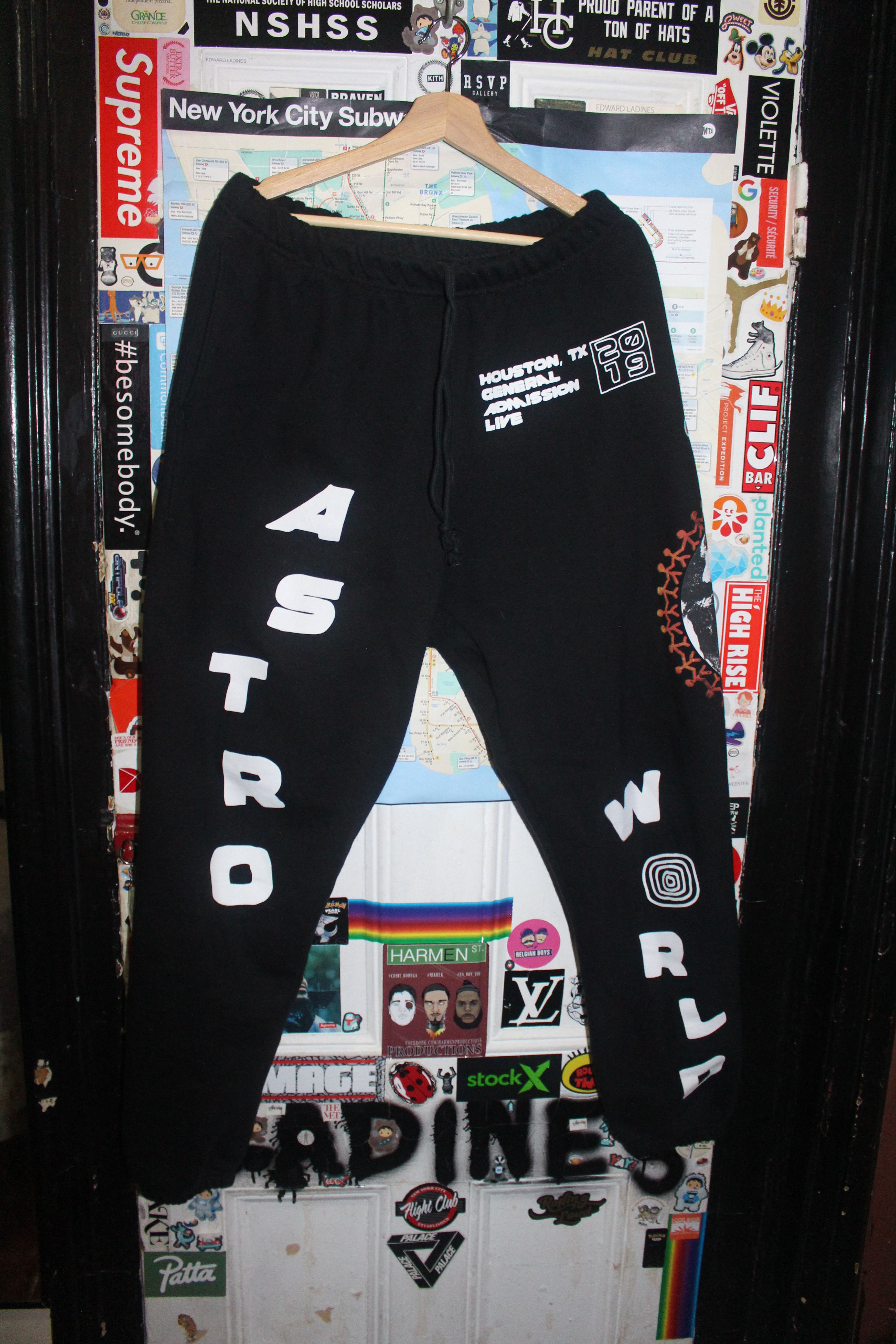 Sweatpants Pantaloni Astroworld Travis Scott X Champion Astroworld