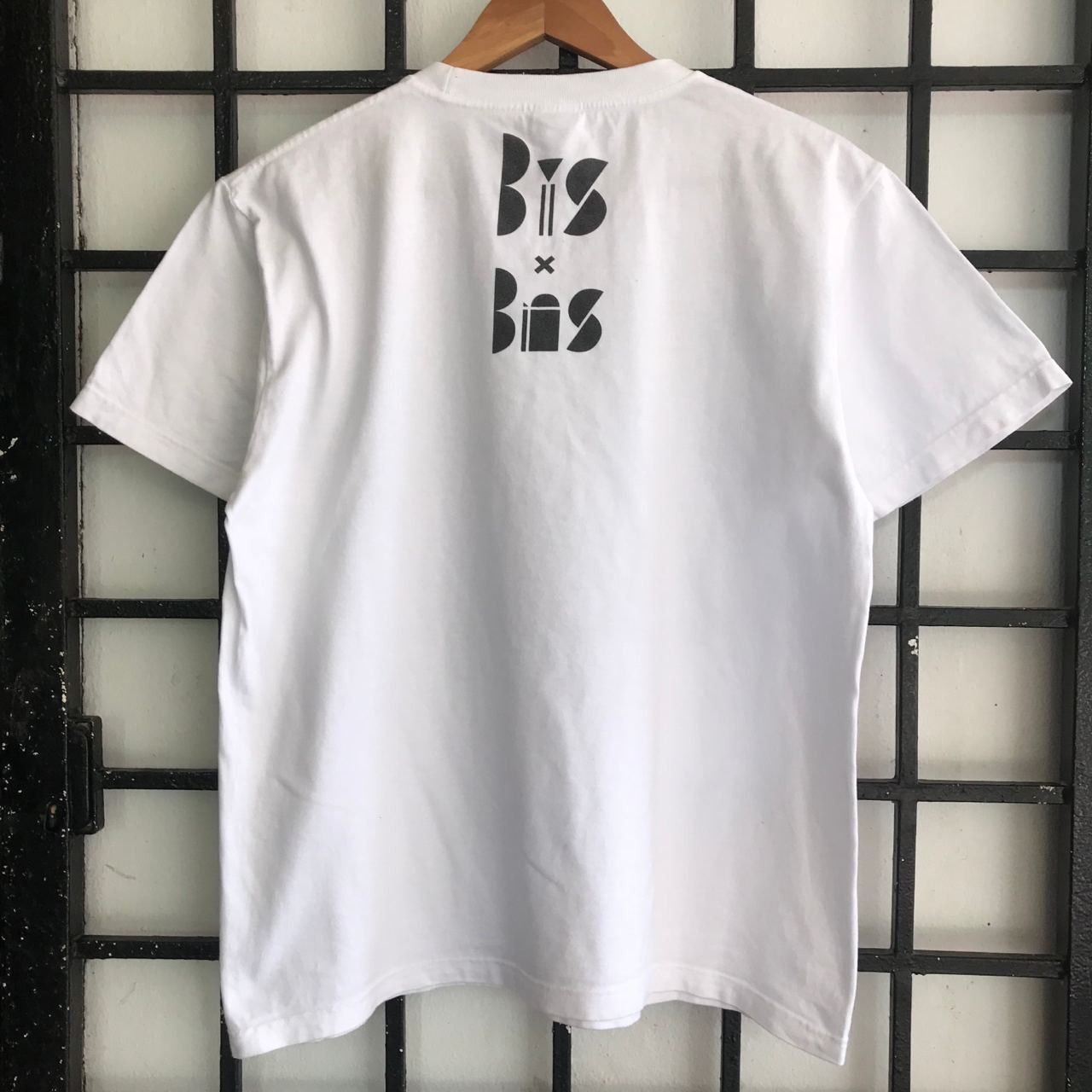 Band Tees × Japanese Brand 🔥 Vintage BISTIE BOYS Japanese Band Tshirt Size US L / EU 52-54 / 3 - 3 Thumbnail