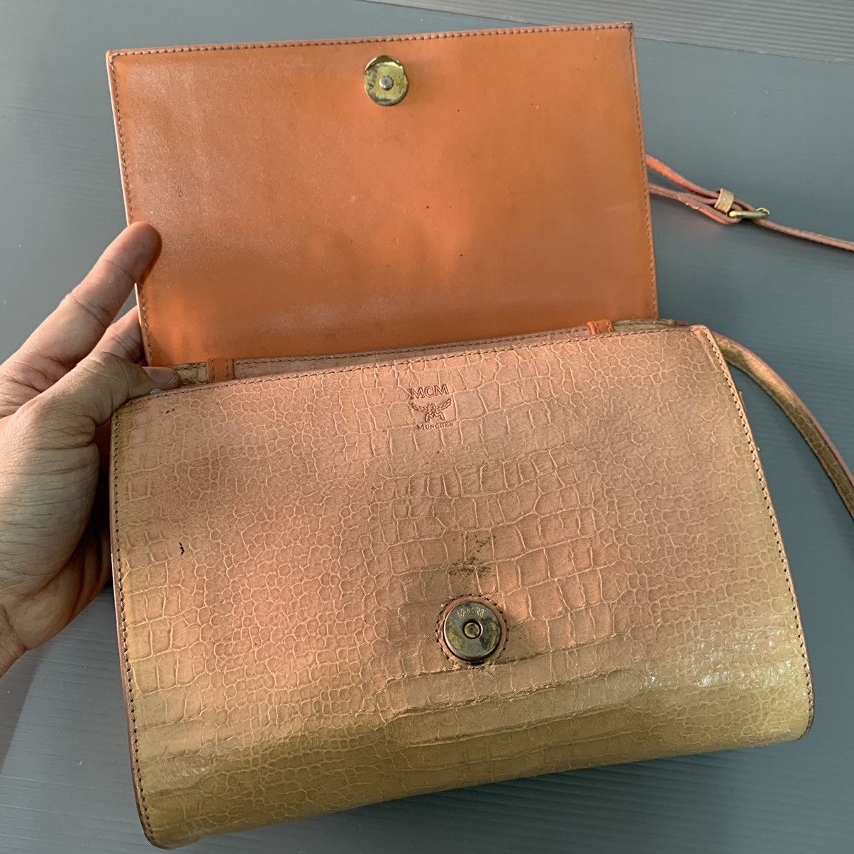 MCM MCM Leather Slingbag Size ONE SIZE - 7 Thumbnail