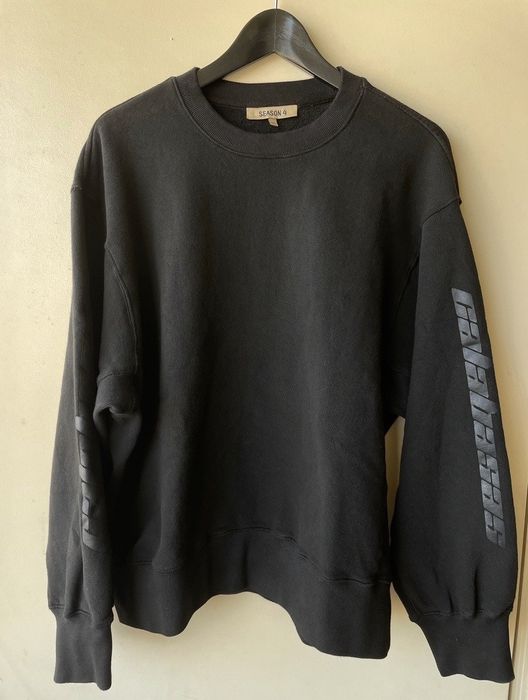 Yeezy season cheap 4 calabasas sweatshirt