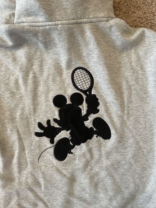 Lacoste mickey mouse outlet hoodie