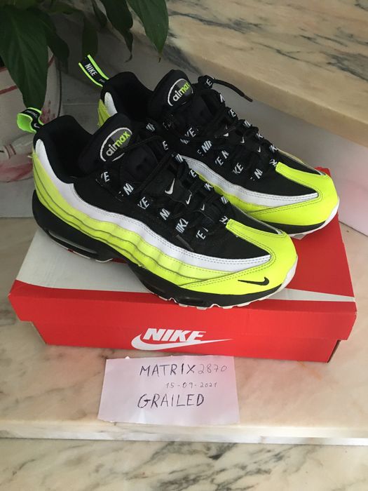 Nike air max 95 volt clearance glow