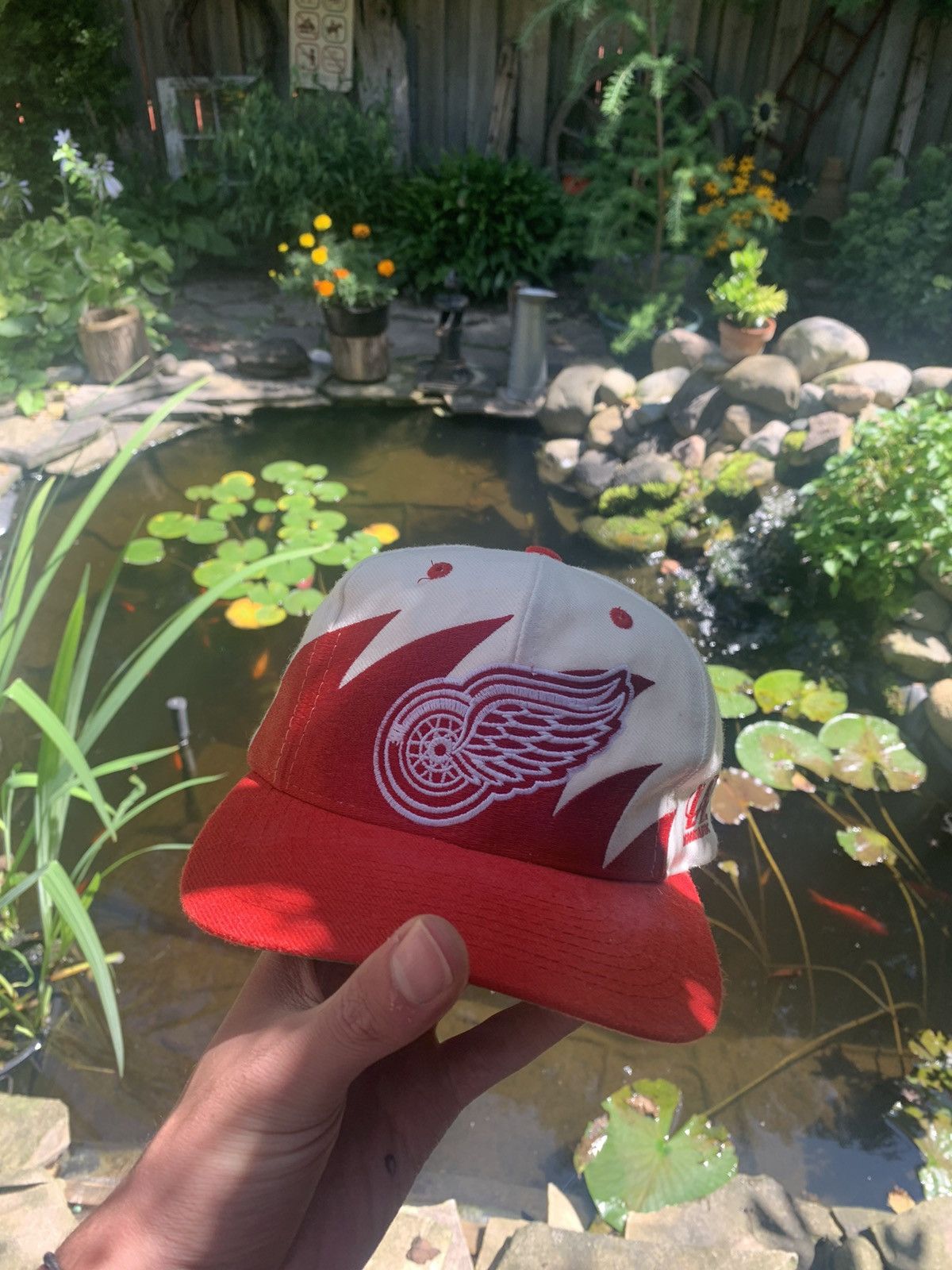 Vintage Detroit Red Wings Logo Athletic Double Sharktooth Snapback